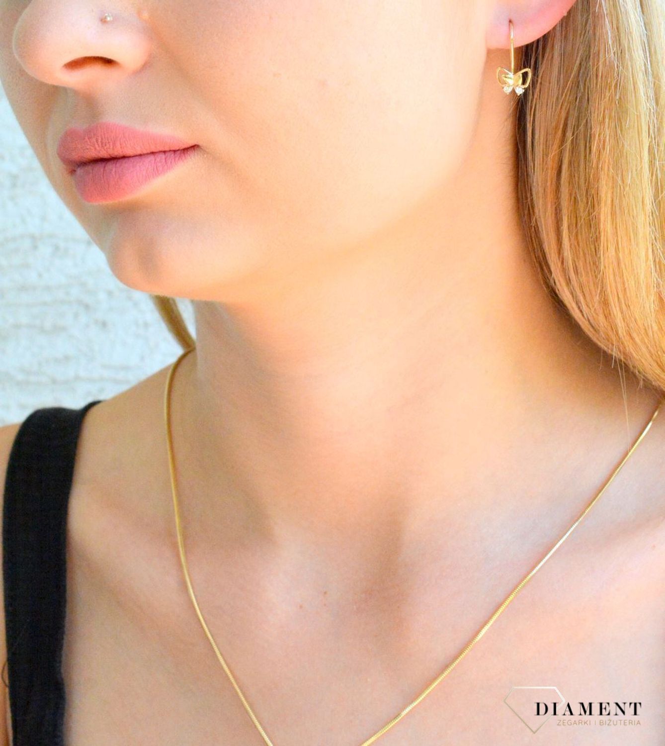 Złote kolczyki damskie 585 wiszące motylki z cyrkoniami DIA-KLC-11425-585. Złote kolczyki damskie. Złote kolczyki wiszące dla dziewczynki. Kolczyki złote z cyrkoniami. Złote kolczyki wiszące na prezent (1).jpg