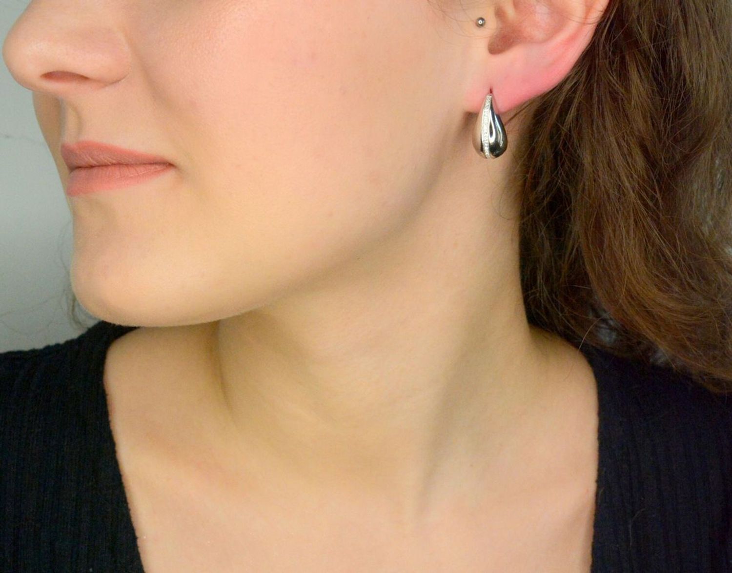 Kolczyki srebrne łezki z cyrkonią DIA-KLC-11470-925.jpg