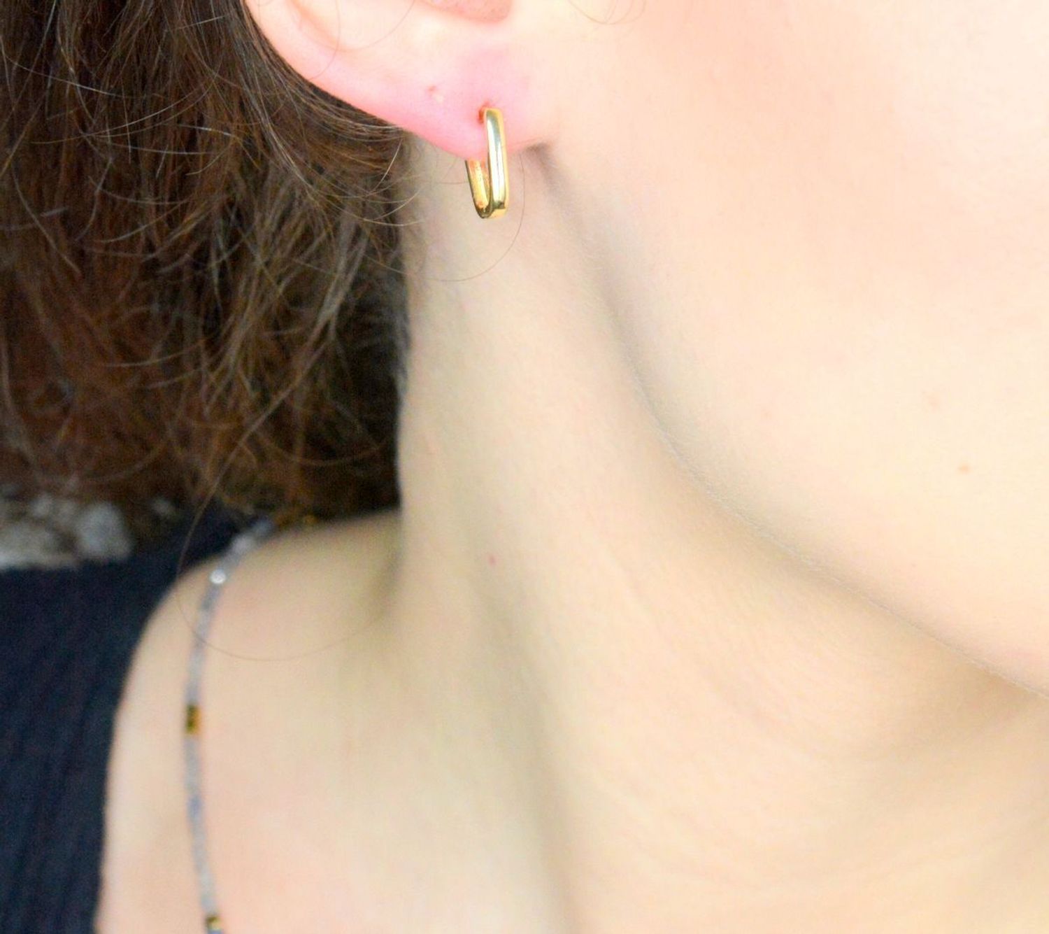 Kolczyki srebrne pozłacane pr 925 DIA-KLC-11478-925 Srebrne kolczyki zostały wykonane z najwyższej jakości srebra próby 925. Idealny prezent dla każdej kobiety.1.jpg