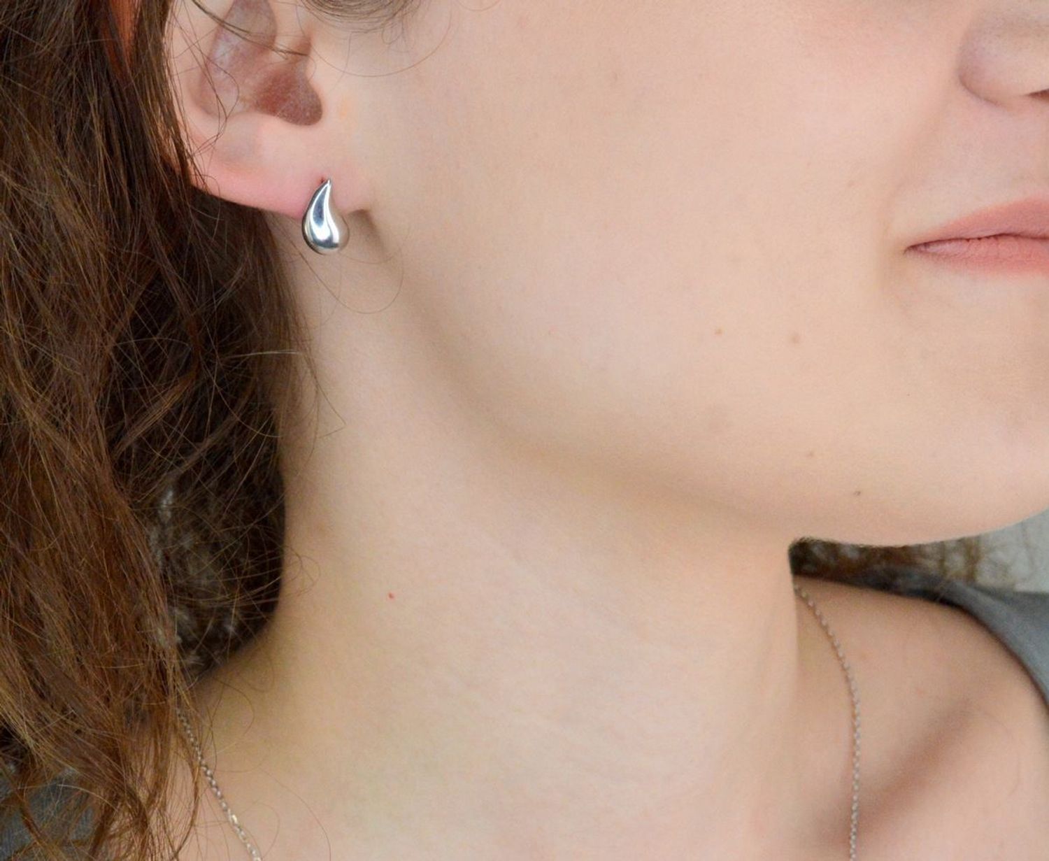 Kolczyki srebrne łezki pr 925, DIA-KLC-11481-925 srebrne kolczyki zostały wykonane z najwyższej jakości srebra próby 925. Idealny prezent dla każdej kobiety. Srebrne kolczyki posiadają bardzo wygodne1.jpg