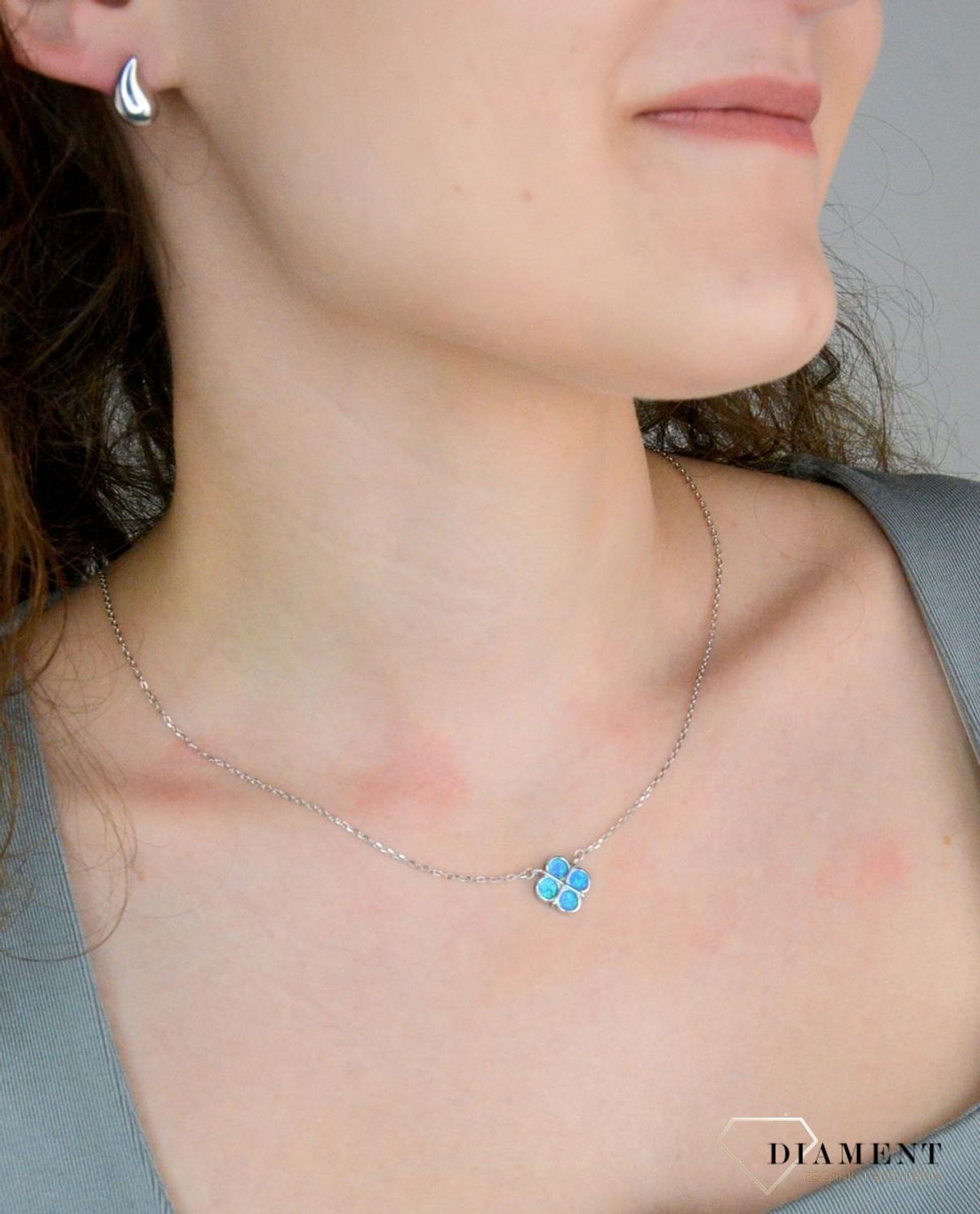 Kolczyki srebrne łezki pr 925, DIA-KLC-11481-925 srebrne kolczyki zostały wykonane z najwyższej jakości srebra próby 925. Idealny prezent dla każdej kobiety. Srebrne kolczyki posiadają bardzo wygodne1.jpg