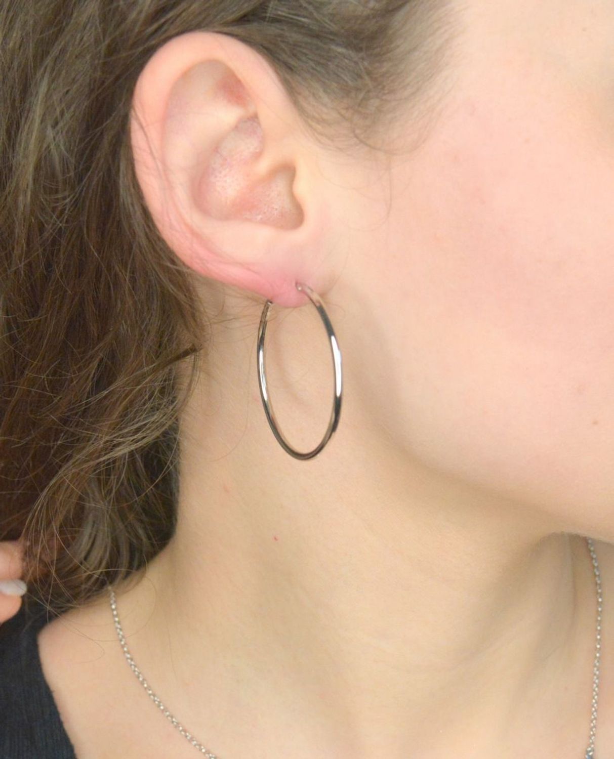 Srebrne kolczyki damskie 925 koła gładkie 3,8 cm DIA-KLC-11559-925. Srebrne kolczyki damskie. Srebrne duże koła. Kolczyki srebrne koła gładkie. Kolczyki srebrne duże koła na prezent.1.jpg