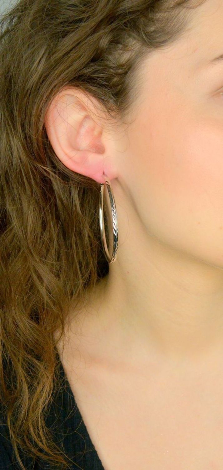 Srebrne kolczyki damskie 925 koła grawerowane 5,5 cm..jpg