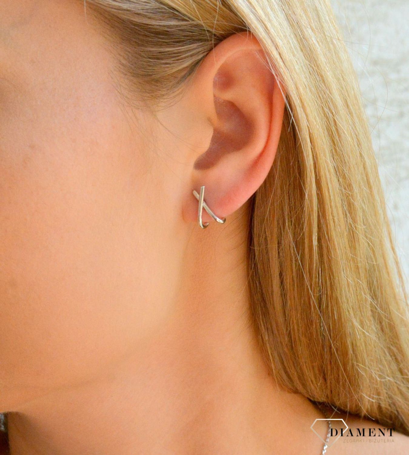 Srebrne kolczyki damskie 925 'Iksy' na sztyft DIA-KLC-11582-925.jpg