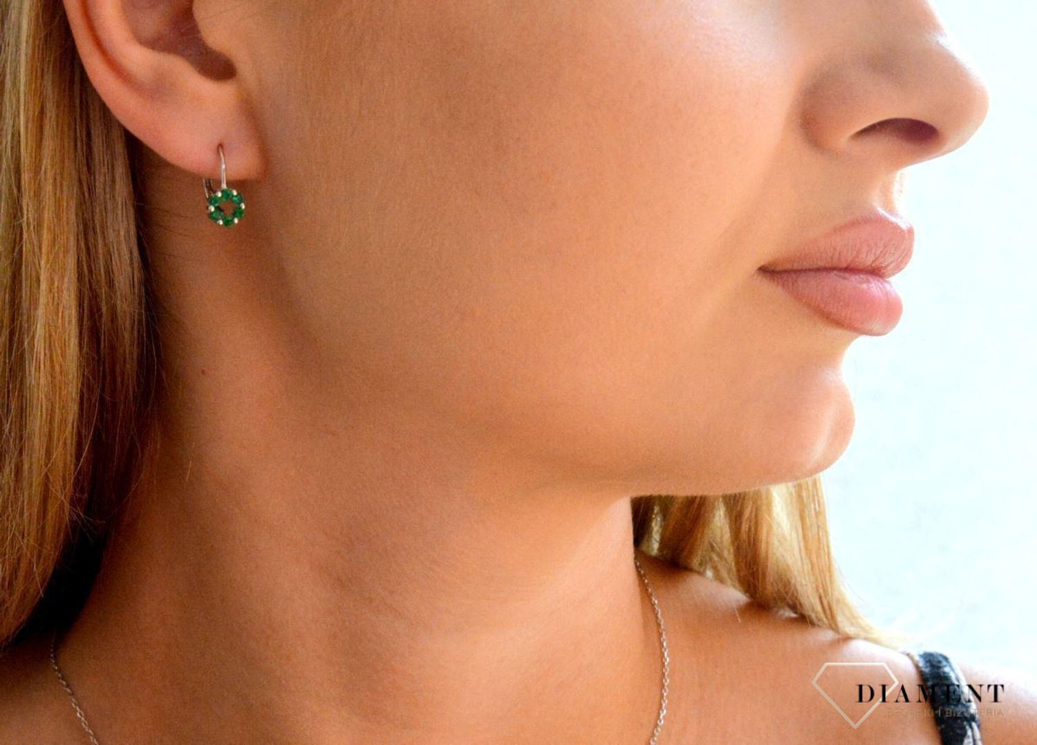 Srebrne kolczyki damskie 925 okrągłe z zielonymi cyrkoniami DIA-KLC-11586-925.jpg