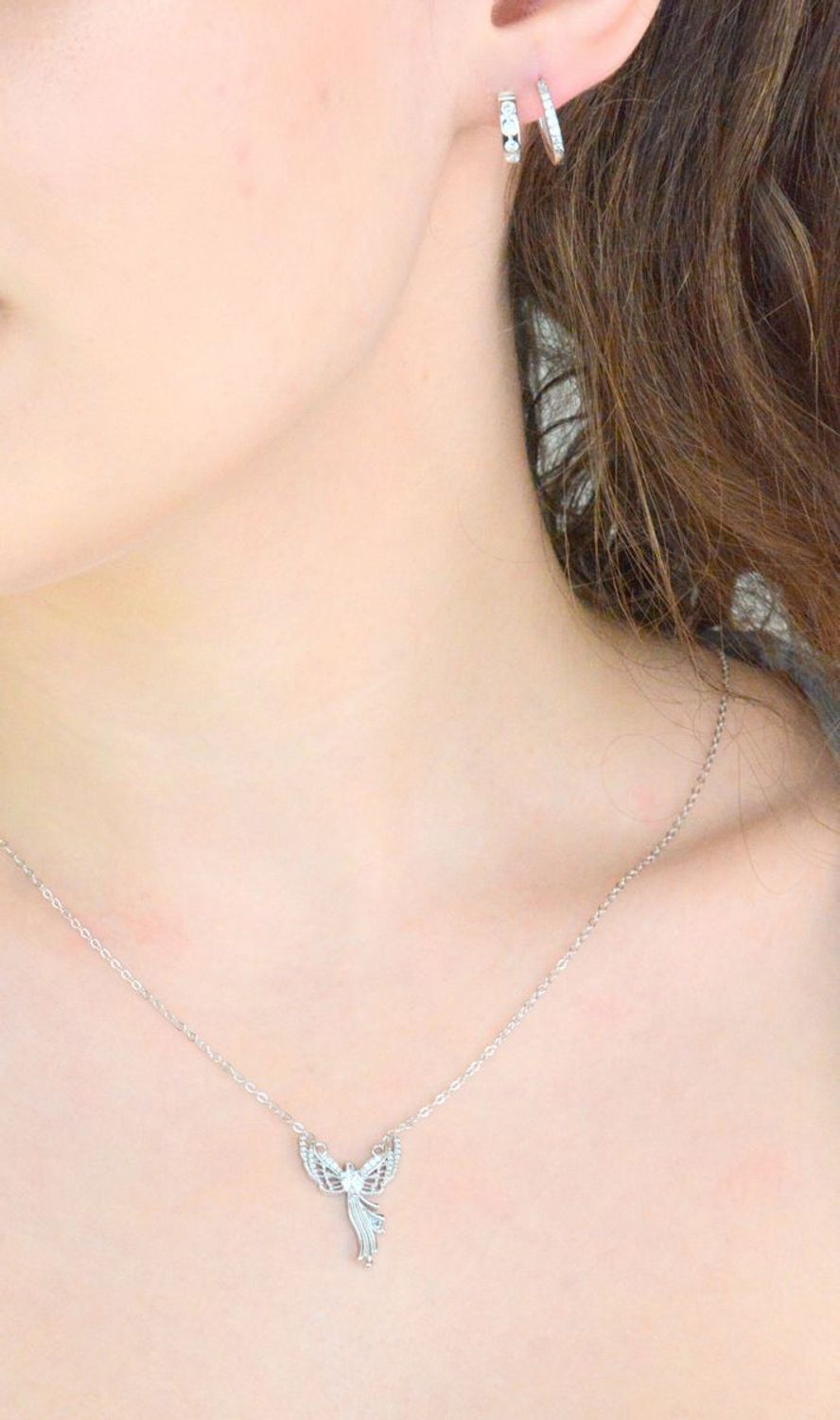 Srebrne kolczyki damskie 925 małe kółka z cyrkoniami DIA-KLC-11590-925. Srebrne kolczyki damskie. Kolczyki srebrne kółka. Małe klasyczne kółka srebrne. Kolczyki srebrne z cyrkoniami. Kolczyki damskie srebrne na prezent.1.jpg