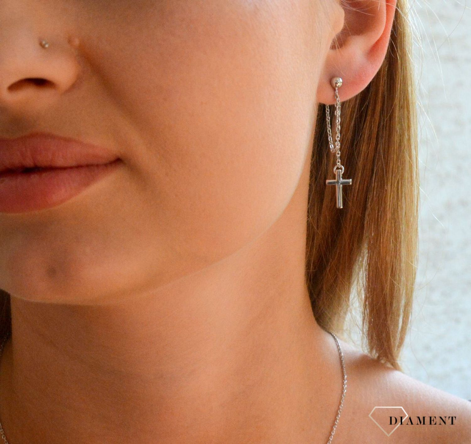 Srebrne kolczyki damskie 925 krzyżyki na łańcuszku DIA-KLC-11596-925.jpg