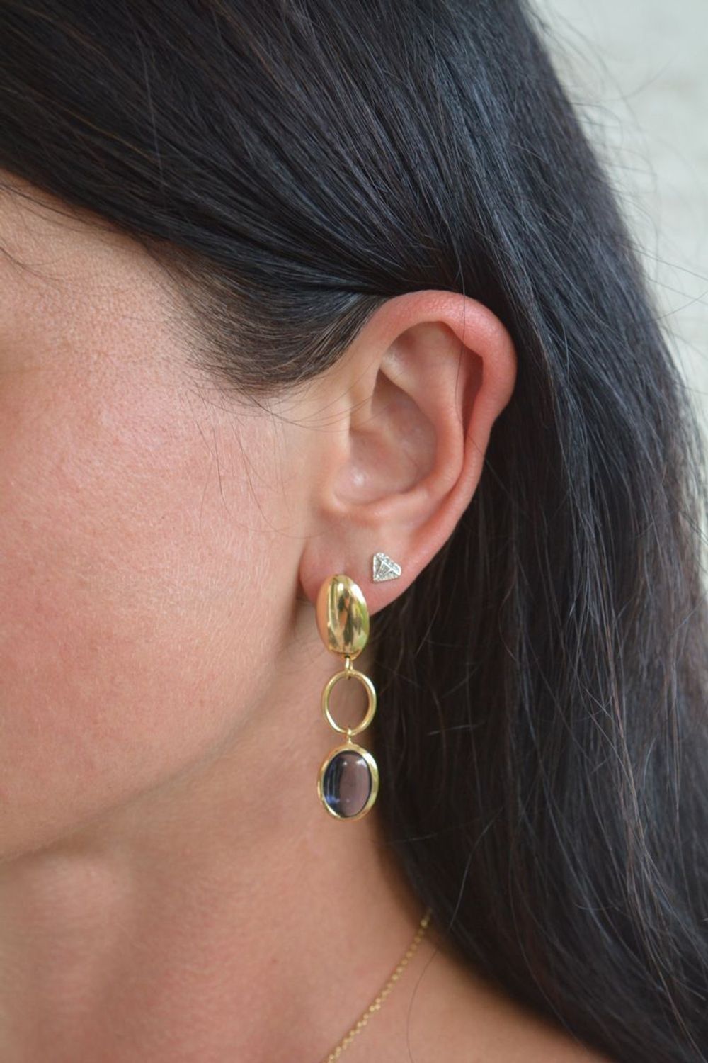 Srebrne kolczyki damskie pokryte złotem owalne fioletowe cyrkonie DIA-KLC-11688-925.jpg