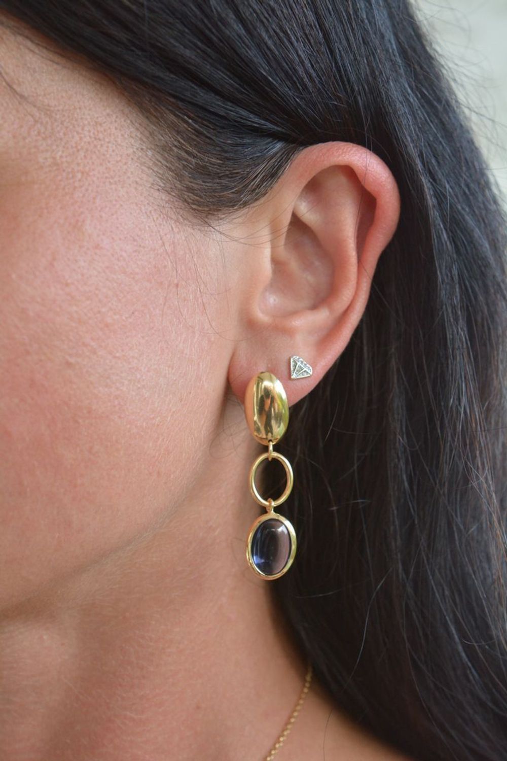 Srebrne kolczyki damskie pokryte złotem owalne fioletowe cyrkonie DIA-KLC-11688-925.jpg