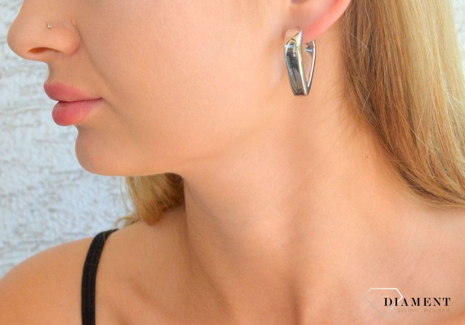 Srebrne kolczyki damskie 925 szerokie gładkie DIA-KLC-11709-925. Srebrne kolczyki damskie. Modne kolczyki srebrne. Srebrne damskie kolczyki szerokie. Srebrne gładkie kolczyki damskie..jpg