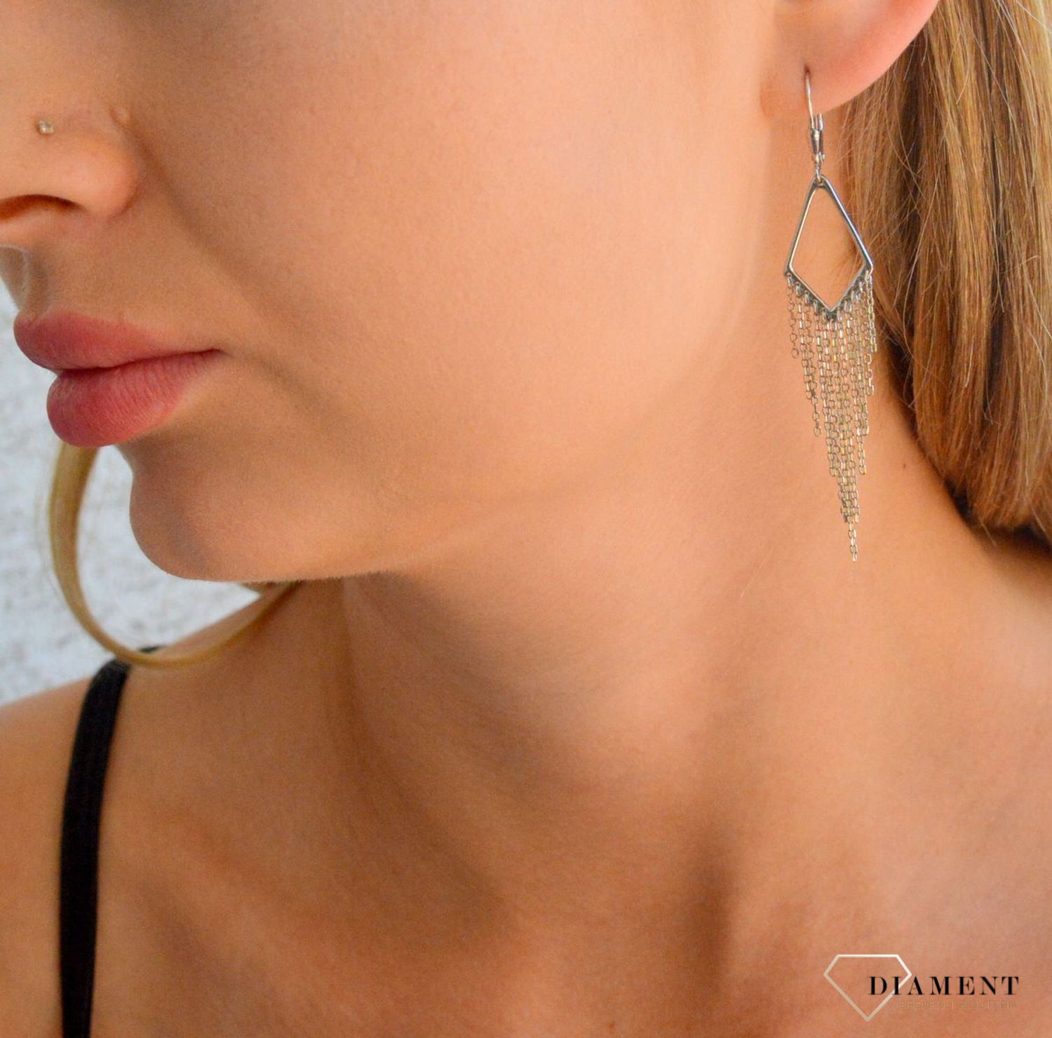 Srebrne kolczyki damskie 925 podłużne z wiszącymi łańcuszkami DIA-KLC-11800-925.jpg