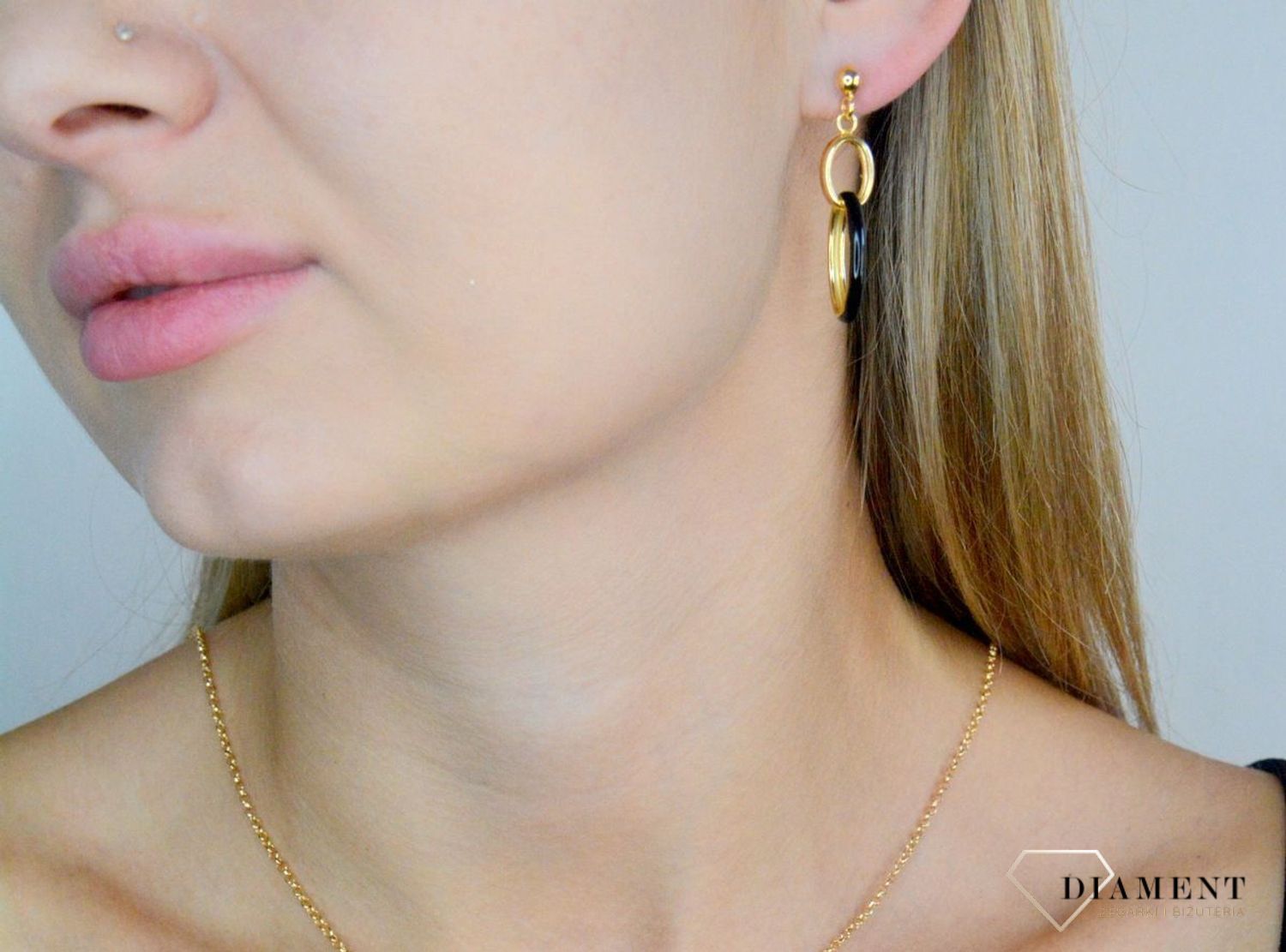 Srebrne kolczyki damskie pozłacane 925 wiszące owalne z czarną emalią DIA-KLC-11805Z-925.jpg