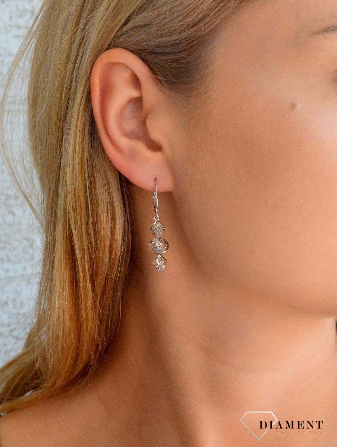 Srebrne kolczyki damskie 925 zakręcone ażurowe na bigiel DIA-KLC-11816-925.jpg