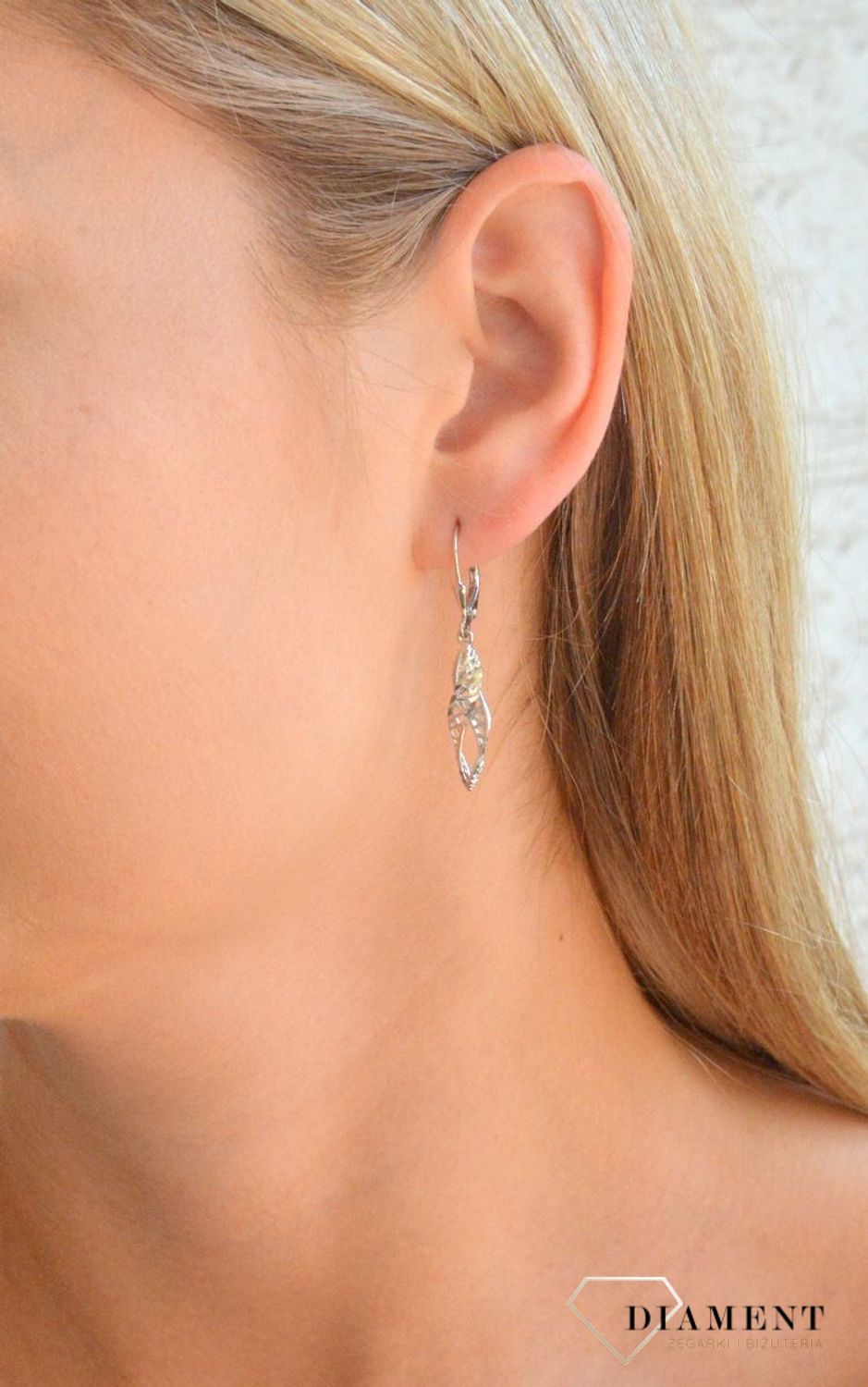 Srebrne kolczyki damskie 925 wiszące ażurowe z grawerowaniem DIA-KLC-11817-925.jpg