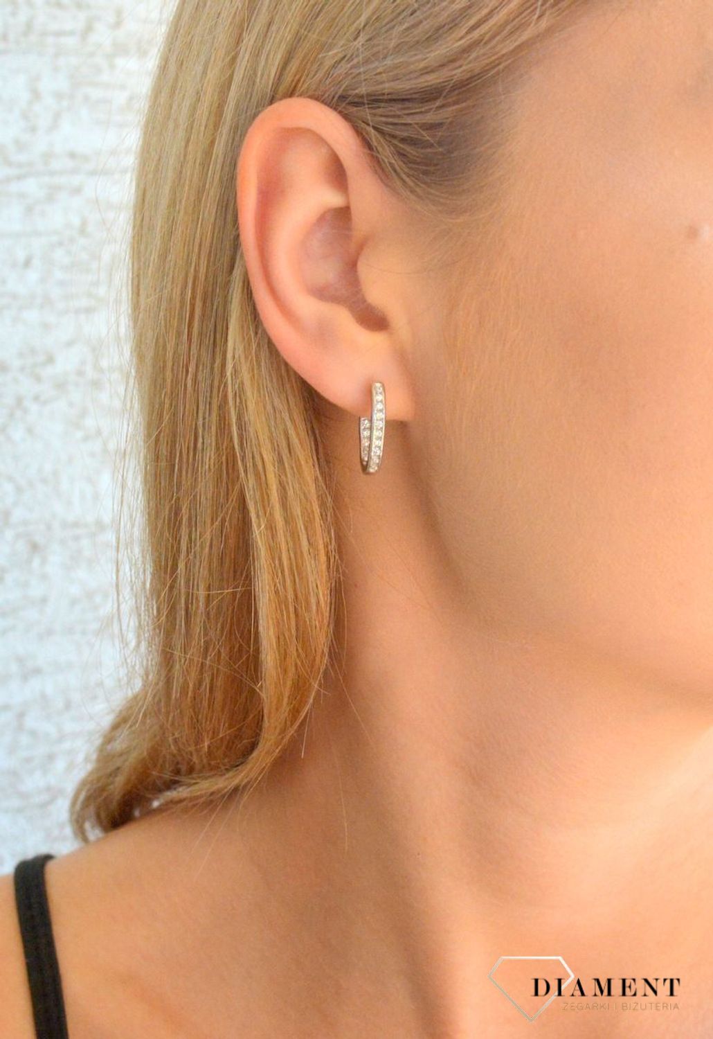 Srebrne kolczyki damskie 925 owalne z cyrkoniami na zapięcie angielskie DIA-KLC-11821-925.jpg