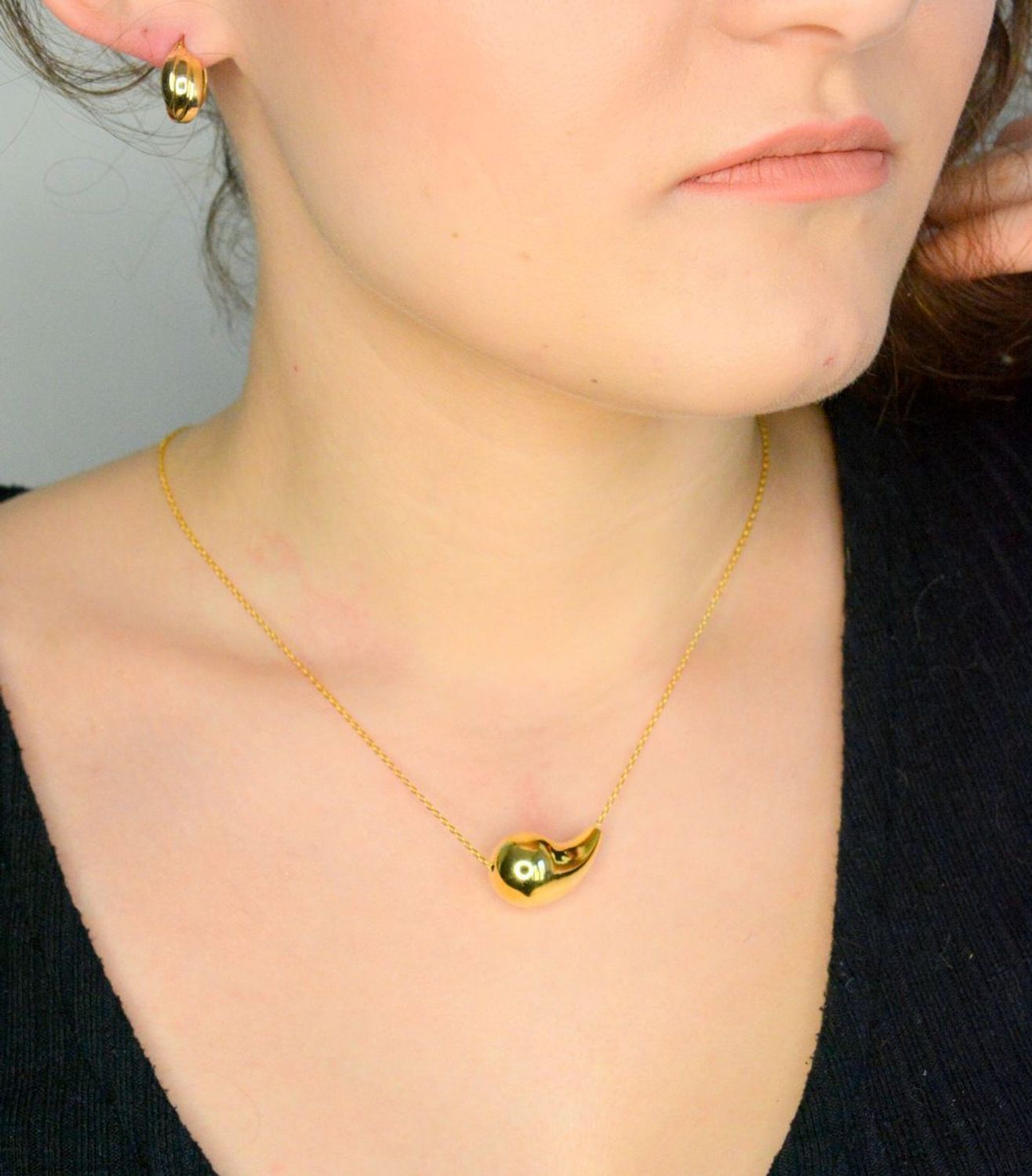 Kolczyki złote plecione kółka próba 585, DIA-KLC-12058-585, Złote kolczyki zostały wykonane z najwyższej jakości złota próby 585. Złote kolczyki kółka o gładkiej powierzchni. Kunsztownie wykonane złote kolczyki to i.jpg