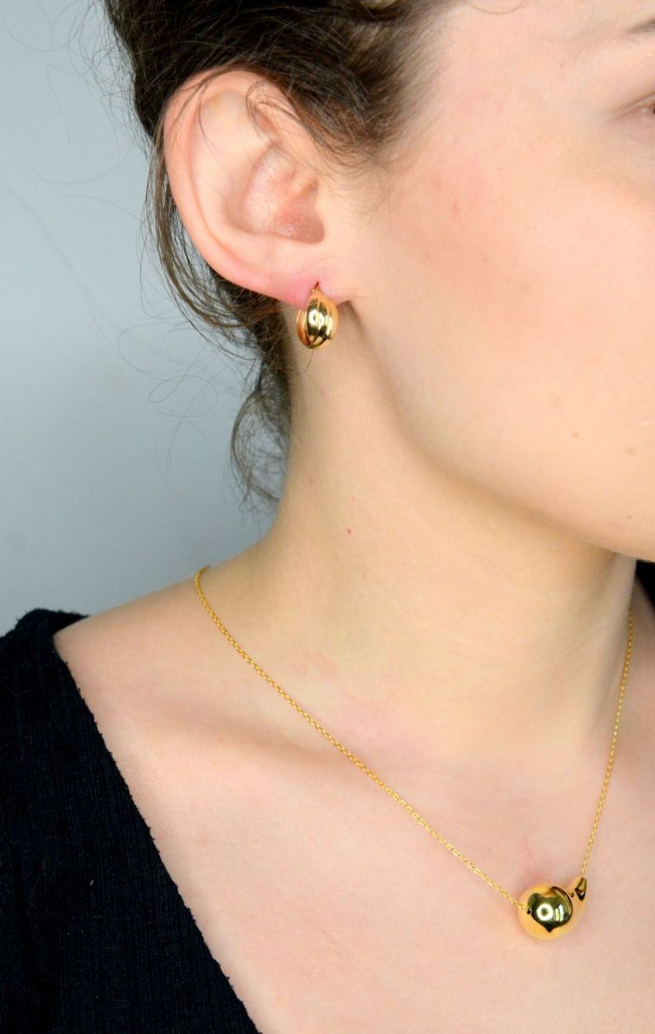 Kolczyki złote plecione kółka próba 585, DIA-KLC-12058-585, Złote kolczyki zostały wykonane z najwyższej jakości złota próby 585. Złote kolczyki kółka o gładkiej powierzchni. Kunsztownie wykonane złote kolczyki to i.jpg