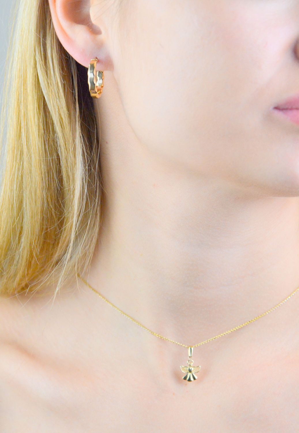 Kolczyki złote kółeczka z ozdobnym wzorem próba 585, DIA-KLC-12062-585  Złote kolczyki wykonane z najwyższej jakości żółtego złota, próby 585. Kolczyki w formie koła..jpg