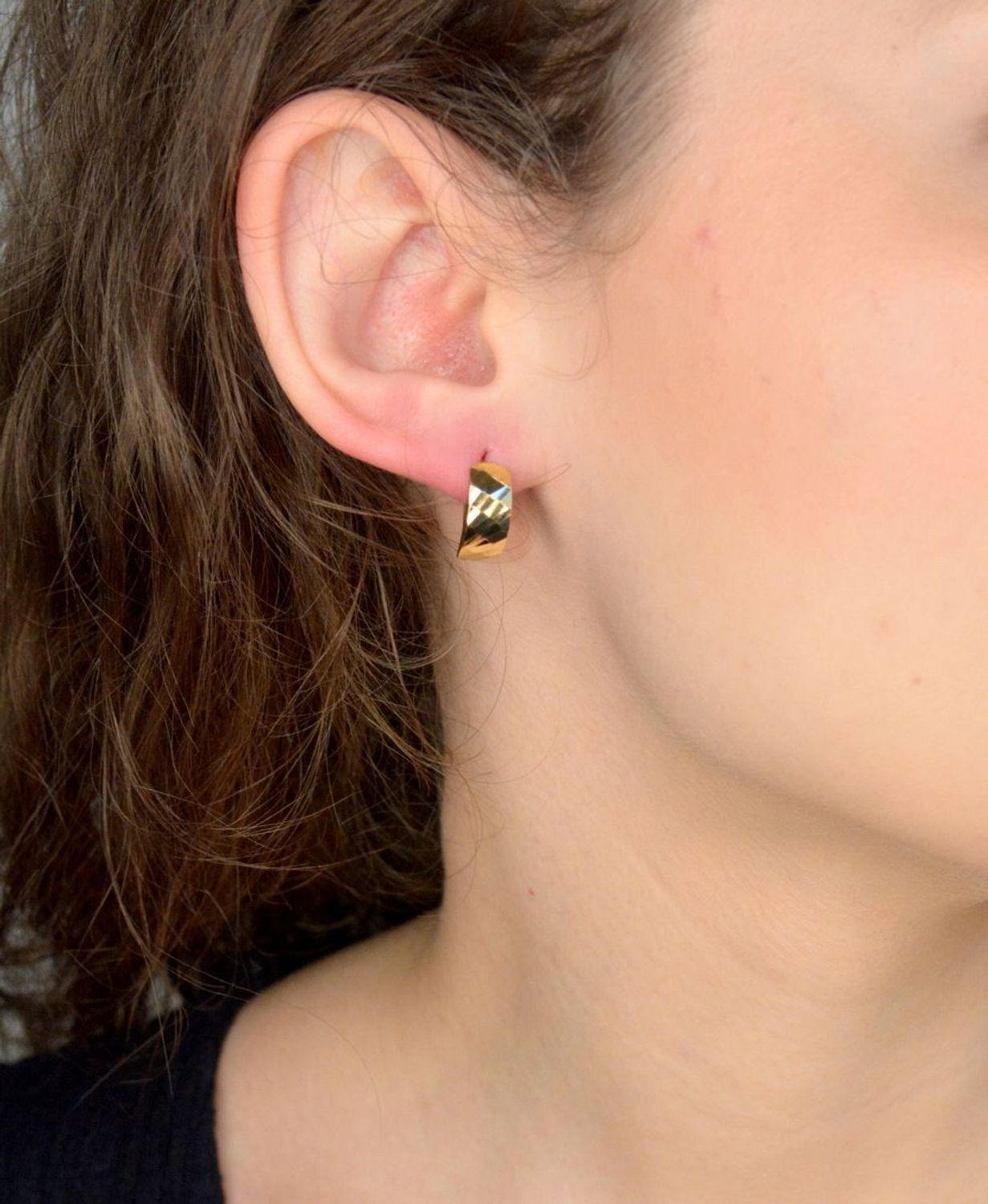 Kolczyki złote grawerowane próba 585, DIA-KLC-12082-585 (2).jpg