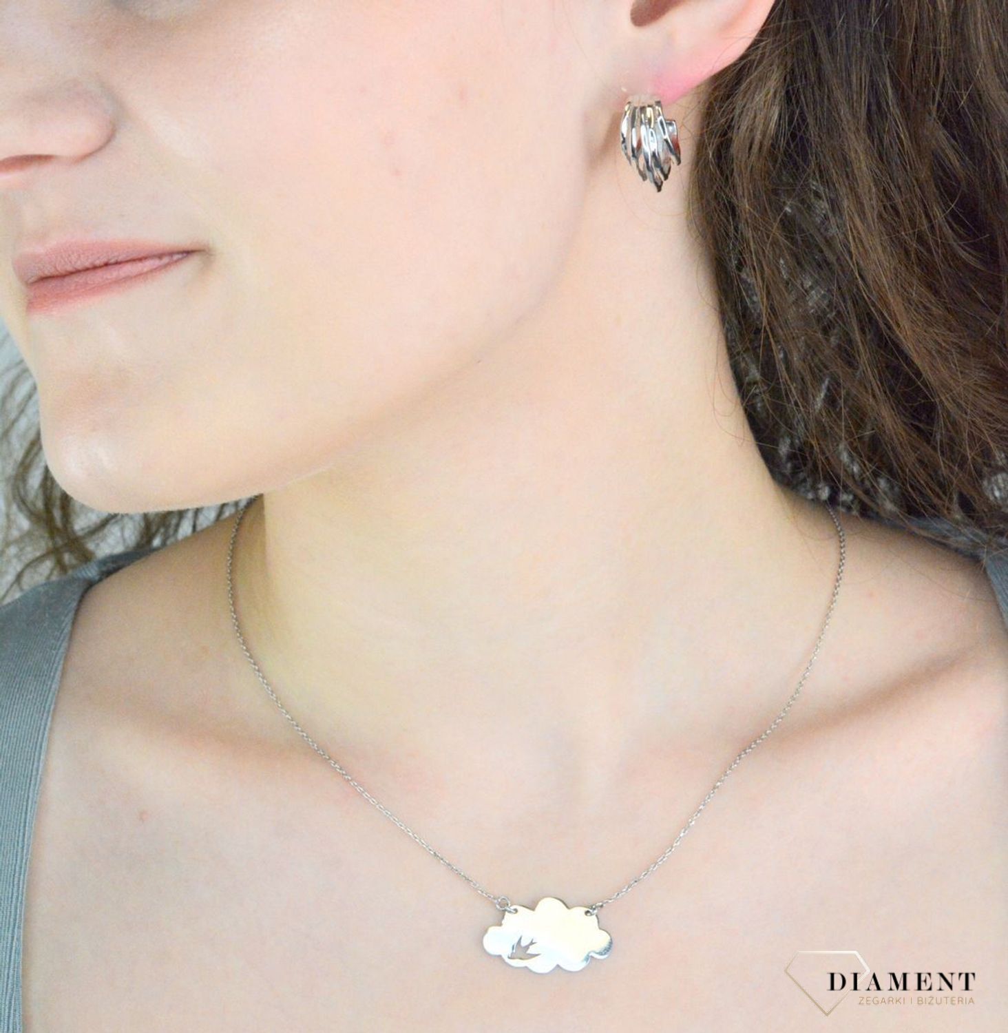 Kolczyki srebrne koła pięć elementów pr 925, DIA-KLC-12209-925 Srebrne kolczyki koła zostały wykonane z najwyższej jakości srebra próby 925. Idealny prezent dla każdej kobiety1.jpg