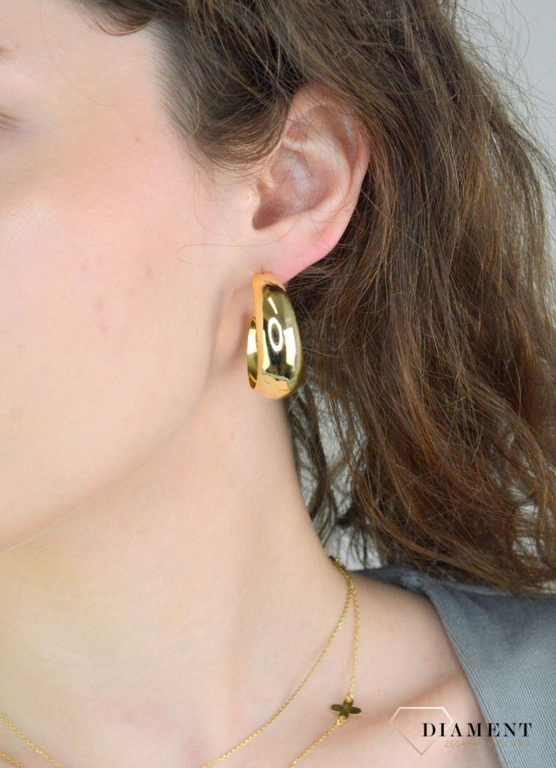 Kolczyki srebrne koła pozłacane pr 925, DIA-KLC-12211Z-925 Takie kolczyki idealnie komponują się z blaskiem srebra pozłacanego. Kolczyki wykonane zostały z najwyższej jakości srebra próby 925.1.jpg