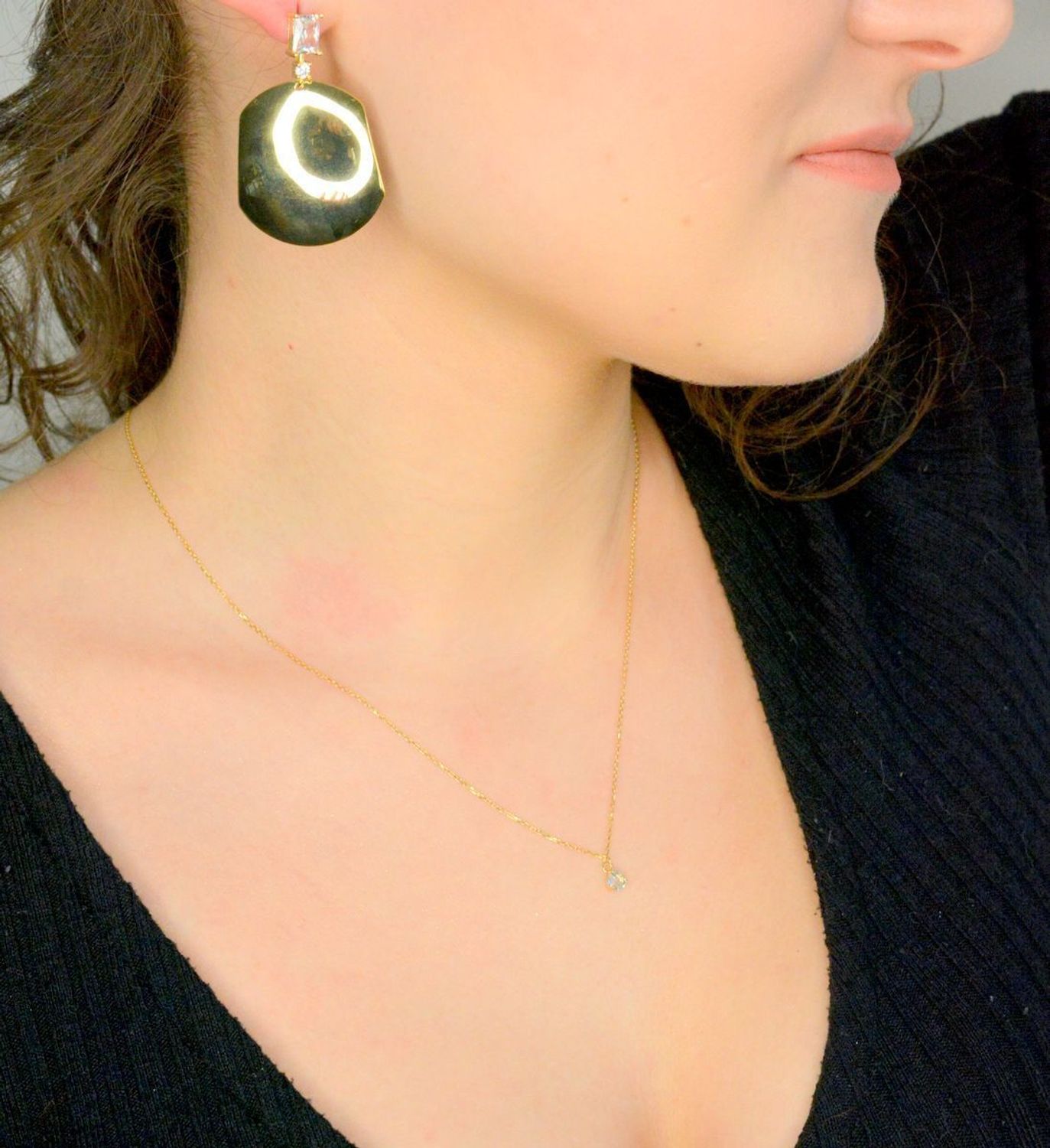 Kolczyki srebrne pozłacane wiszące blaszki próba 925, DIA-KLC-12214Z-925 Srebrne kolczyki zostały wykonane z najwyższej jakości srebra próby 925. Idealny prezent dla każdej kobiety1.jpg