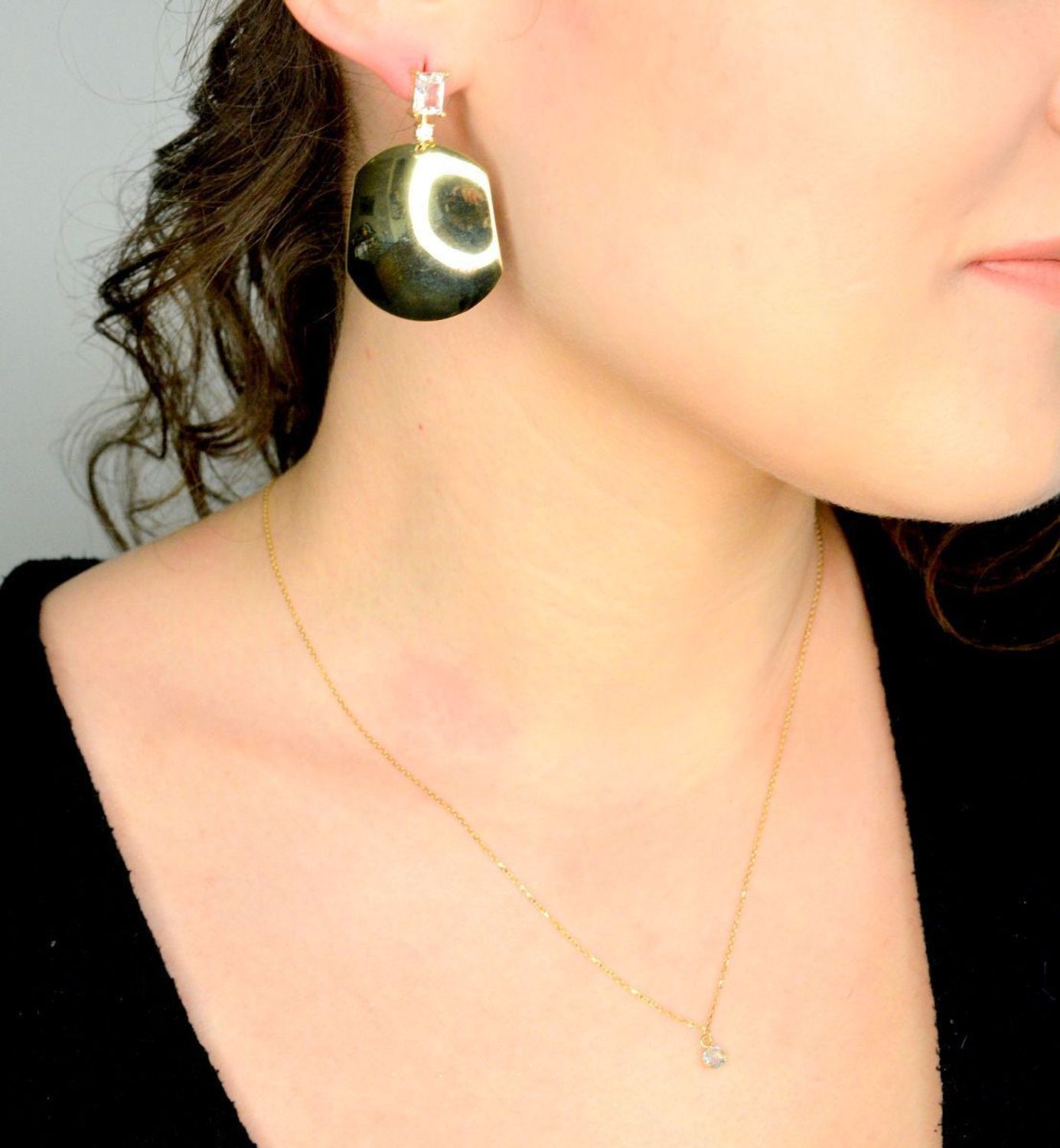 Kolczyki srebrne pozłacane wiszące blaszki próba 925, DIA-KLC-12214Z-925 Srebrne kolczyki zostały wykonane z najwyższej jakości srebra próby 925. Idealny prezent dla każdej kobiety1.jpg