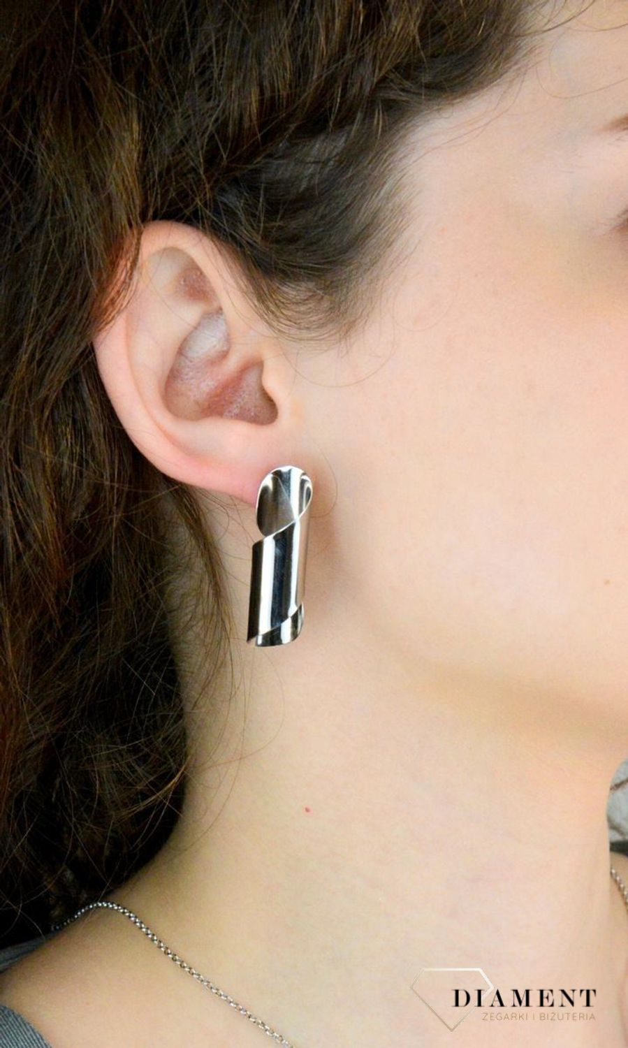 Kolczyki srebrne rurki pr 925, DIA-KLC-12217-925 Srebrne kolczyki rurki zostały wykonane z najwyższej jakości srebra próby 925. Idealny prezent dla każdej kobiety.1.jpg