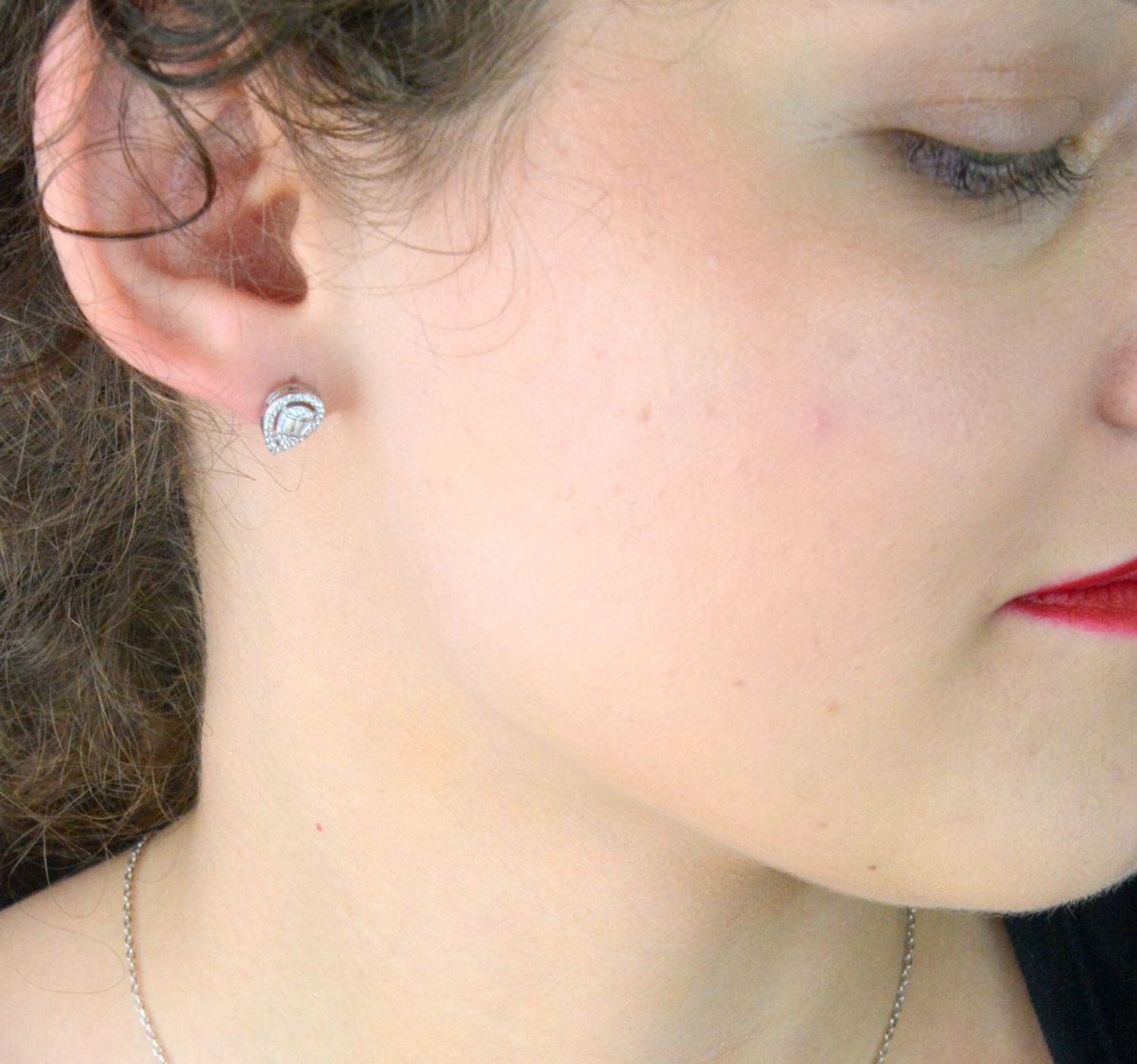 Srebrne kolczyki damskie 925 łezki z cyrkonią na sztyft DIA-KLC-12254-925.jpg