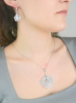 Kolczyki srebrne damskie miłorząb japoński próba 925, DIA-KLC-12370-925 (2).JPG