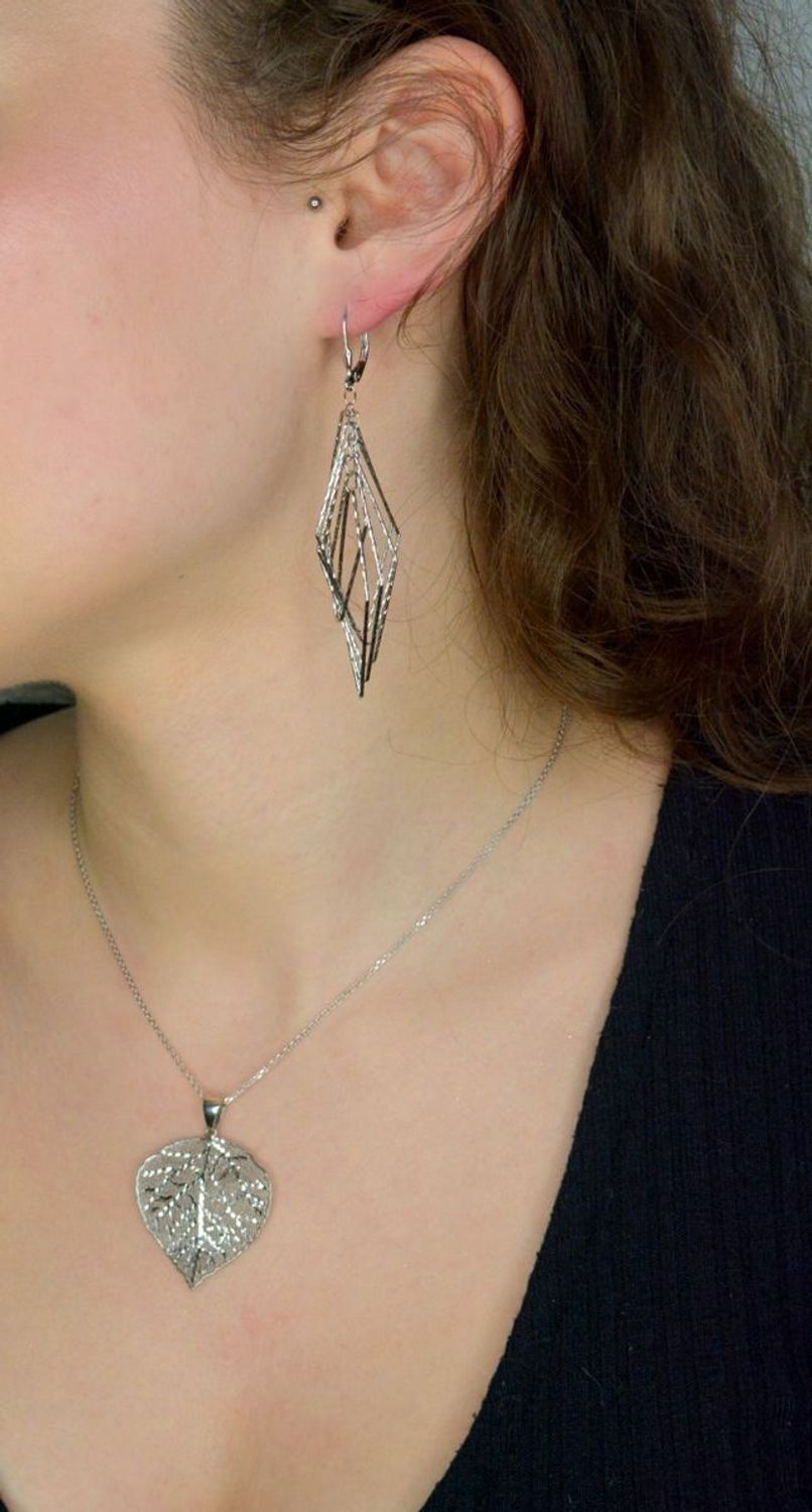 Srebrne kolczyki damskie 925 eleganckie wiszące romby 3 D...jpg