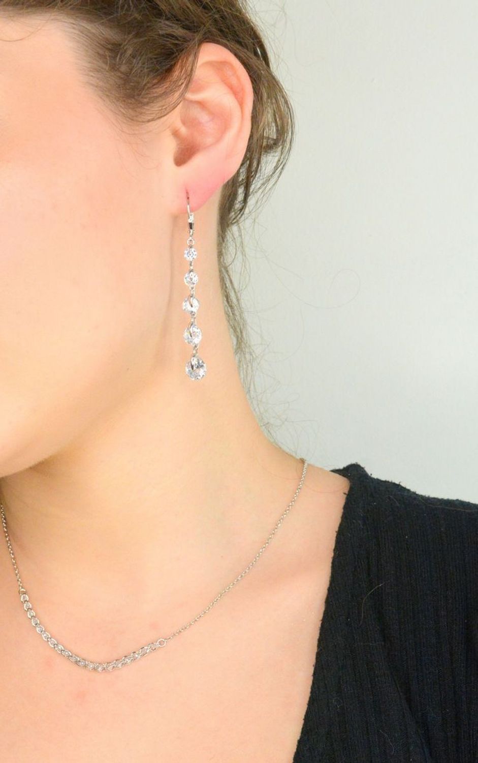 Srebrne kolczyki damskie 925 eleganckie wiszące z cyrkoniami DIA-KLC-12410-925.  Srebrne kolczyki damskie. Kolczyki srebrne angielskie. Srebrne kolczyki wiszące. Kolczyki srebrne na prezent. 1.jpg