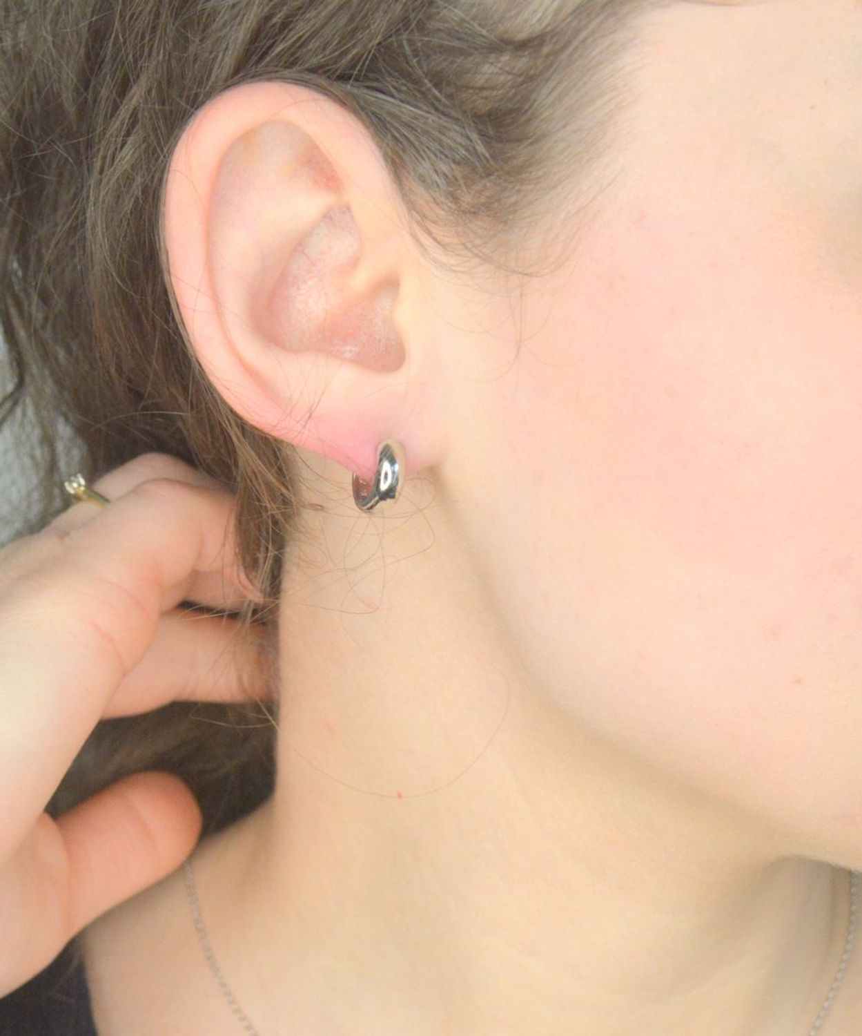 Srebrne kolczyki damskie 925 kółka gładkie na zatrzask DIA-KLC-12418-925. Srebrne kolczyki damskie. Klasyczne srebrne kolczyki. Kolczyki kółka srebrne. Kolczyki dziecięce na prezent.1.jpg