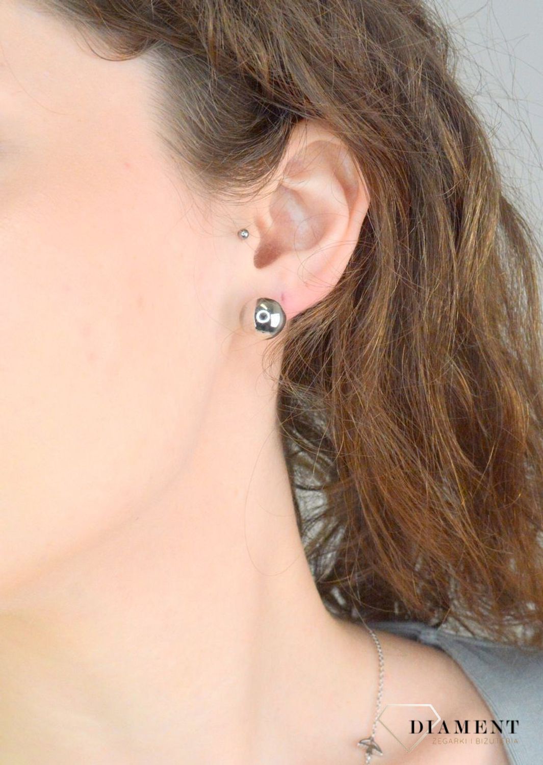 Kolczyki srebrne kulki pr 925, DIA-KLC-12420-925 Srebrne kolczyki zostały wykonane z najwyższej jakości srebra próby 925. Idealny prezent dla każdej kobiety. Srebrne kolczyki posiadają bardzo1.jpg