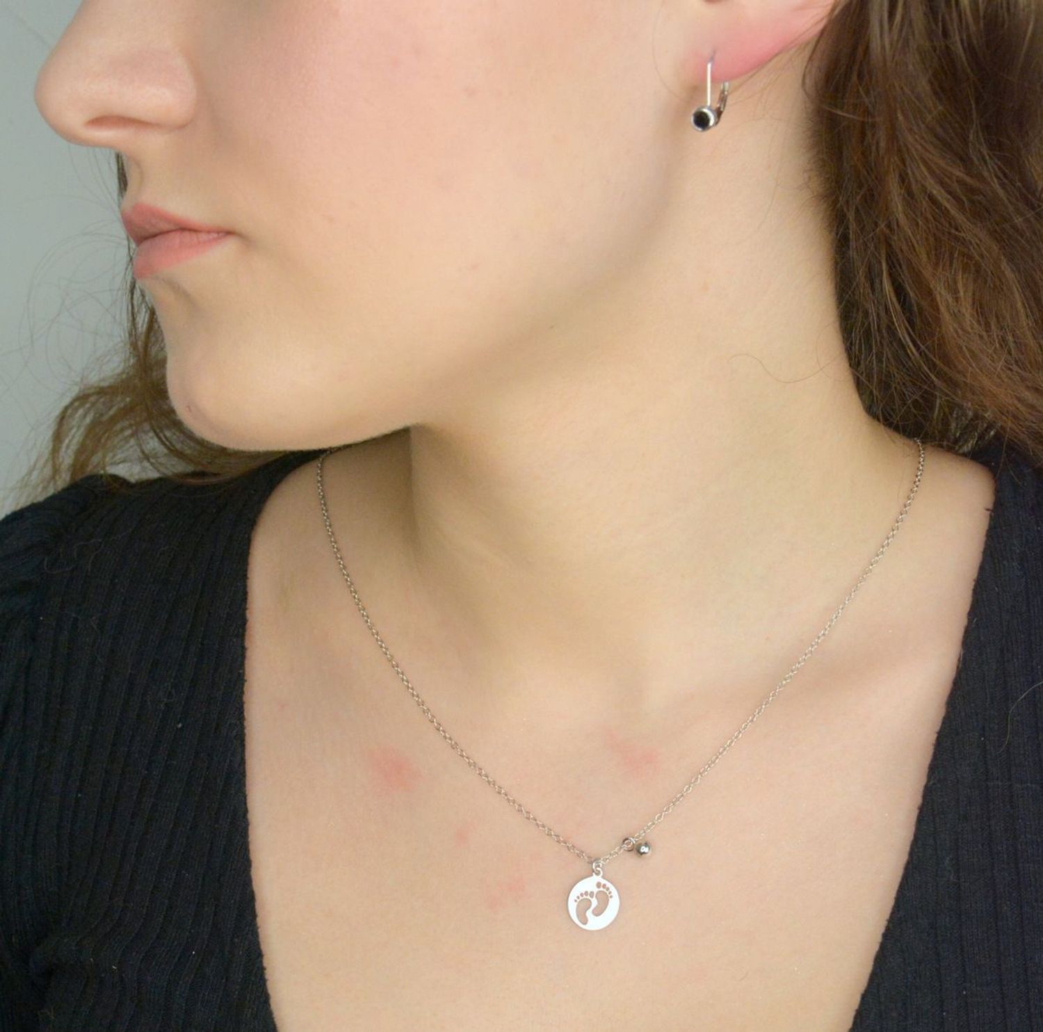 Srebrne kolczyki damskie 925 z czarną cyrkonią DIA-KLC-12429-925. Srebrne kolczyki damskie. Kolczyki srebrne angielskie. Kolczyki srebrne na prezent. Kolczyki srebrne damskie z cyrkonią.1.jpg