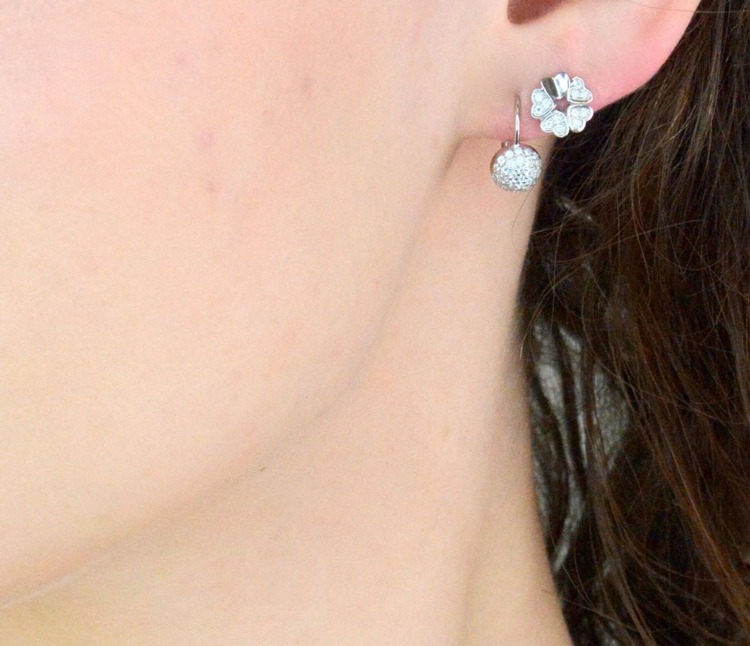 Srebrne kolczyki damskie 925 koniczynki z cyrkoniami na sztyft DIA-KLC-12535-925. Srebrne kolczyki damskie. Srebrne kolczyki na sztyft. Kolczyki srebrne damskie. Kolczyki srebrne na prezent.1.jpg