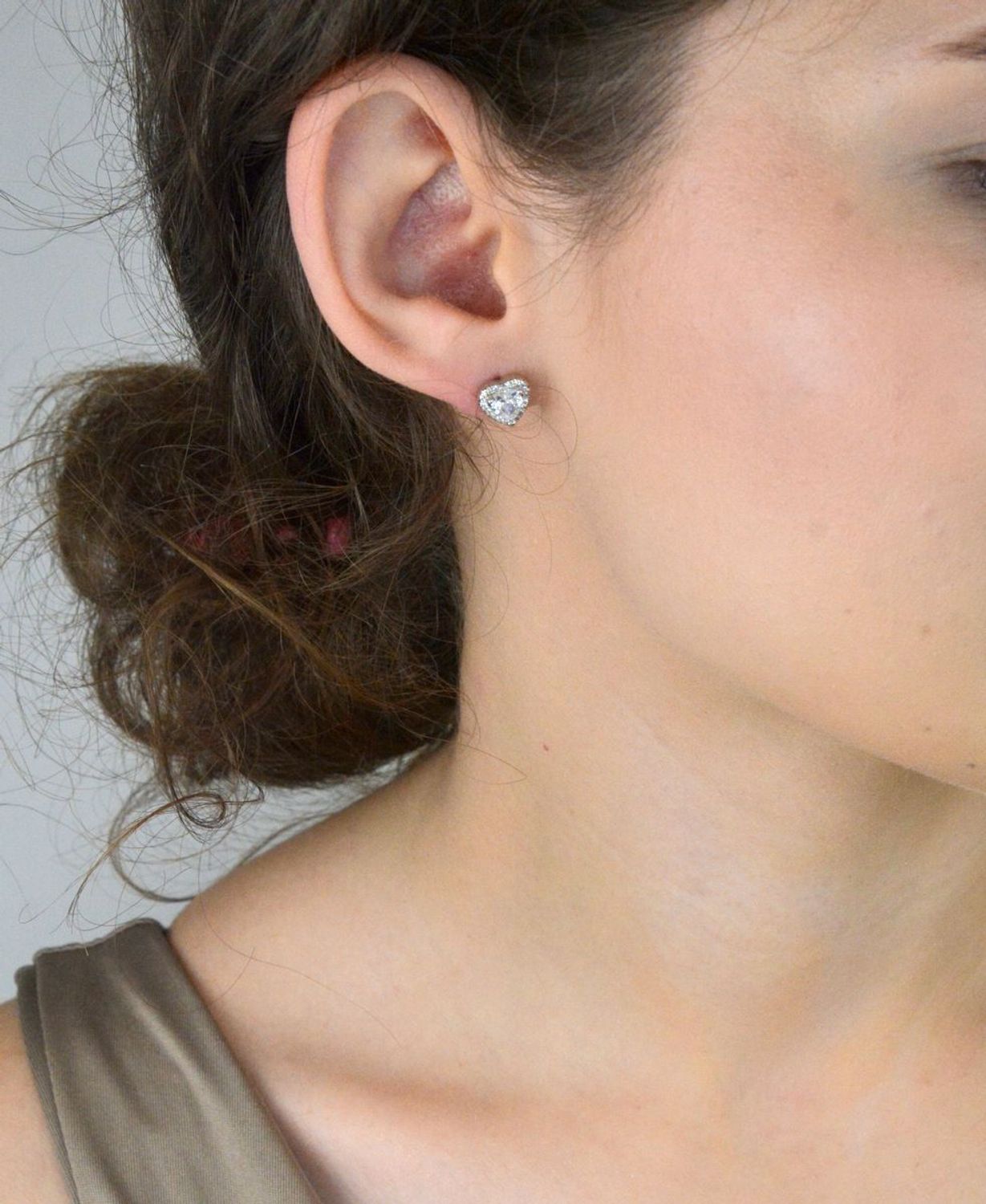 Srebrne kolczyki serduszka z cyrkonią – kolczyki damskie srebro 925.jpg