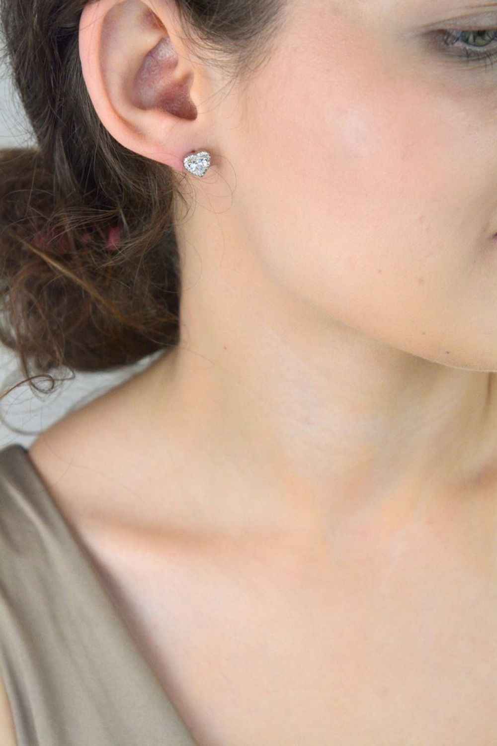 Srebrne kolczyki serduszka z cyrkonią – kolczyki damskie srebro 925.jpg