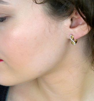Kolczyki złote nieskończoność z cyrkonią zap.ang. pr 585, DIA-KLC-1280-585 Te eleganckie kolczyki w kształcie symbolu nieskończoności to połączenie klasyki z subtelnym blaskiem (3).JPG