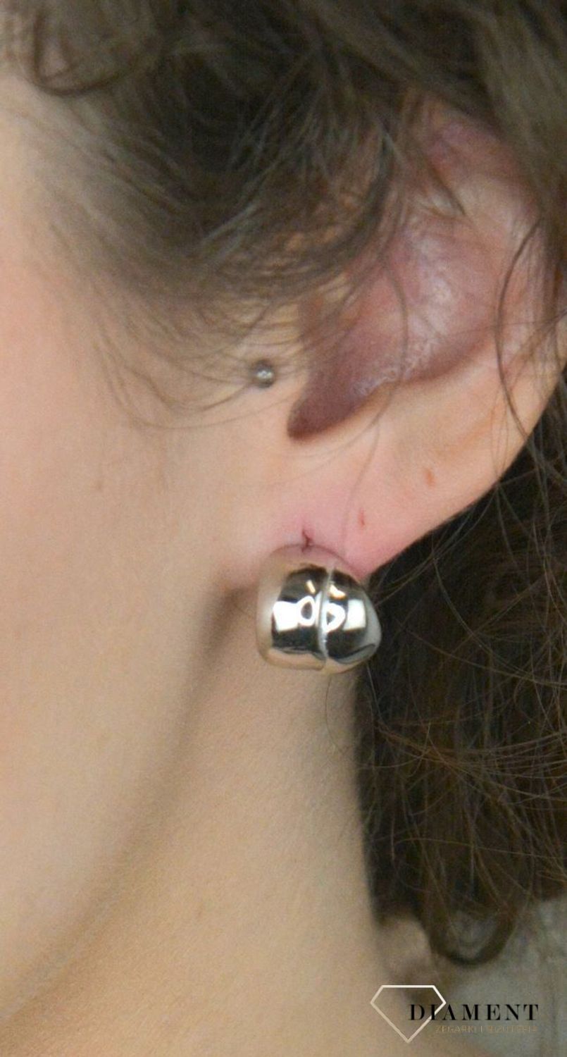 Kolczyki srebrne kółka małe pr 925, DIA-KLC-12803-925 Srebrne kolczyki kółka gładkie zostały wykonane z najwyższej jakości srebra próby 925. 2.jpg