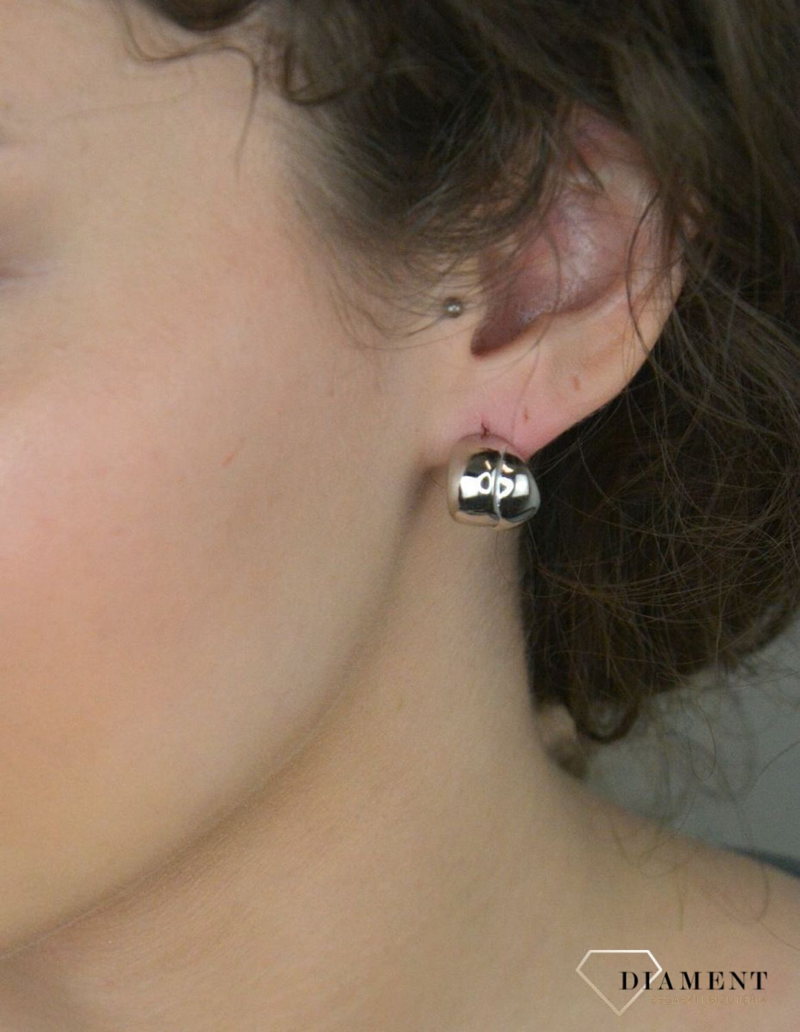 Kolczyki srebrne kółka małe pr 925, DIA-KLC-12803-925 Srebrne kolczyki kółka gładkie zostały wykonane z najwyższej jakości srebra próby 925. 2.jpg