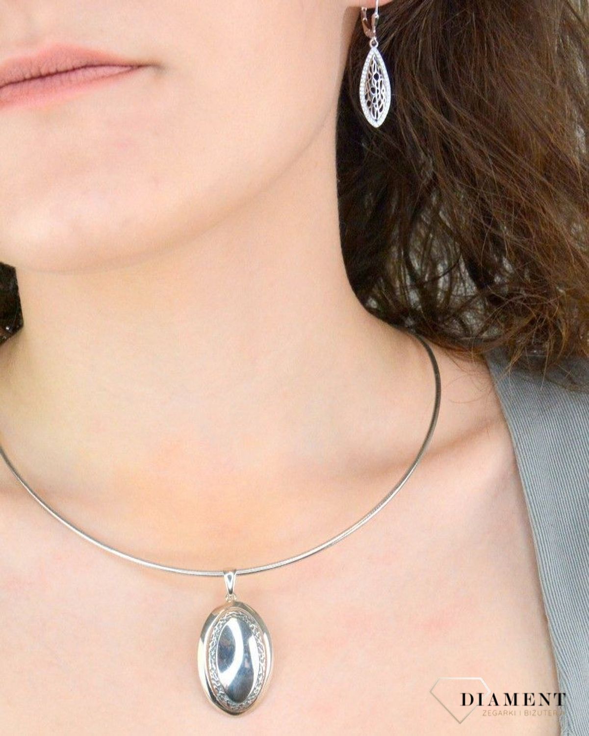 Kolczyki srebrne wiszące łezki ażurowe z cyrkoniami pr 925, DIA-KLC-12806-925 Srebrne kolczyki wiszące ażurowe łezki zostały wykonane z najwyższej jakości srebra próby 925, ozdobione cyrkonią.1.jpg