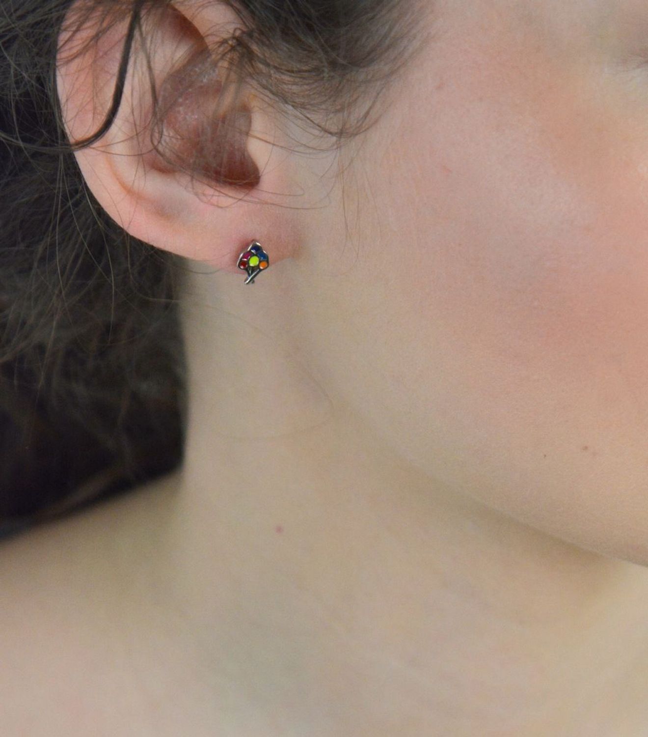 Kolczyki srebrne dziewczęce kolorowe baloniki próba 925, DIA-KLC-12810-925 Urocze kolczyki w kształcie kolorowych baloników z emalią to idealna propozycja dla małych miłośniczek biżuterii!1.jpg