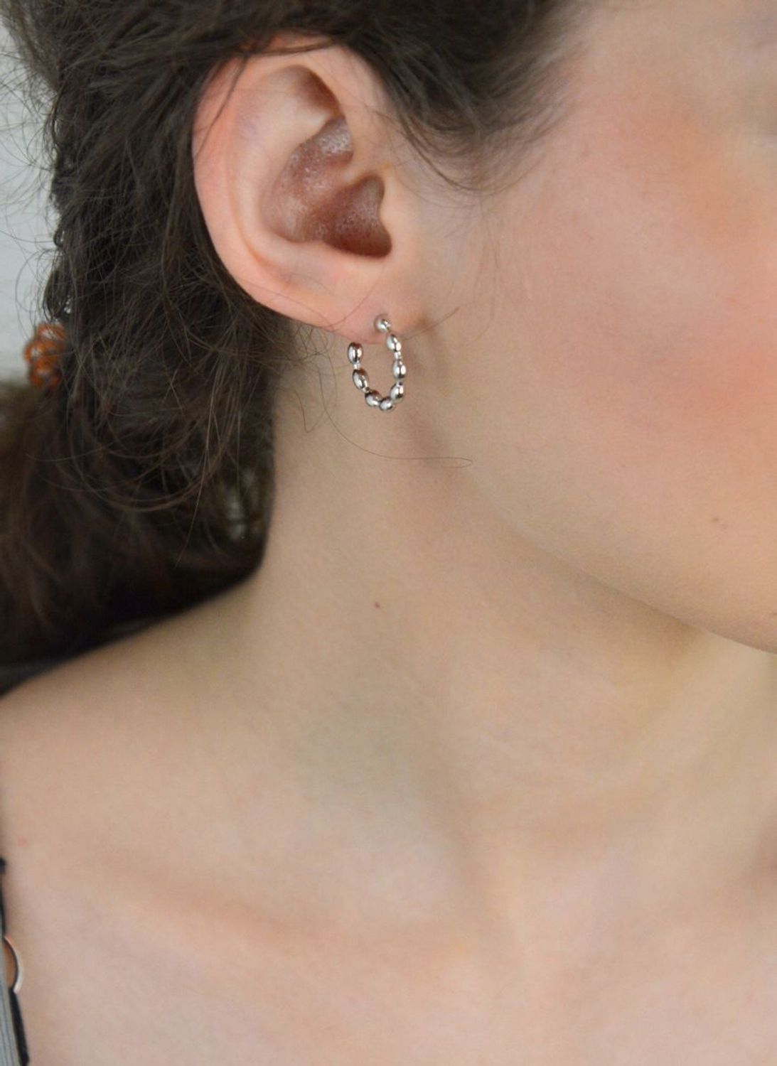 Kolczyki srebrne kółeczka próba 925, DIA-KLC-12812-925 Ponadczasowy styl w nowoczesnym wydaniu – srebrne kolczyki kółeczka próby 925 1.jpg