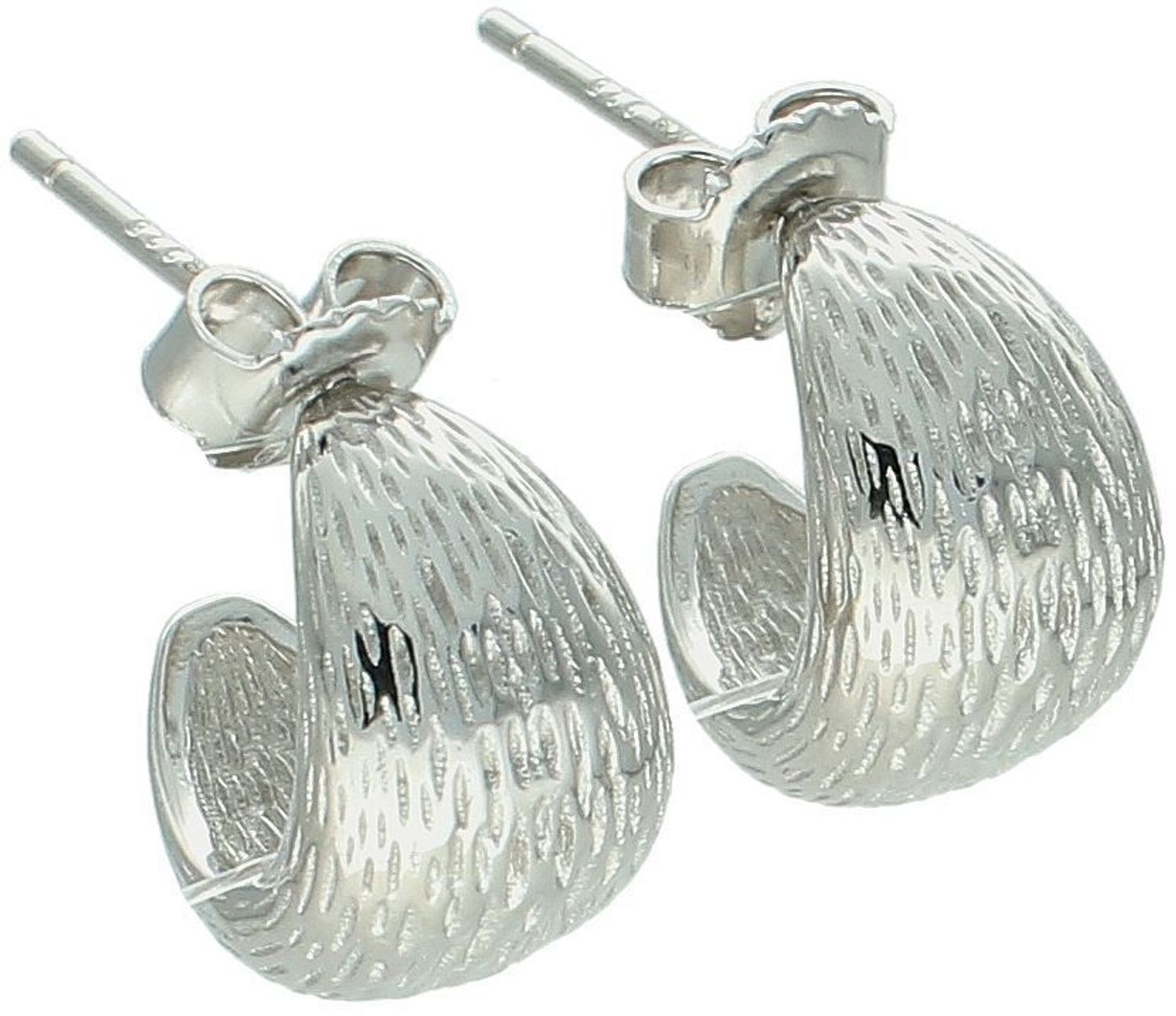 Kolczyki srebrne kółeczka grawerowane na sztyft próba 925, DIA-KLC-12819-925 Stylowe i eleganckie kolczyki wykonane z wysokiej jakości srebra próby 925. Ich klasyczny 1.jpg