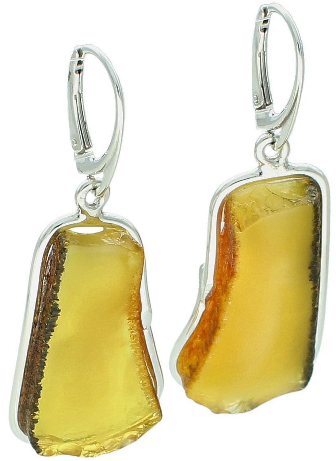 Kolczyki srebrne z bursztynem opalany pr 925, DIA-KLC-12867-925 Srebrne kolczyki zostały wykonane z najwyższej jakości srebra próby 925. Kolczyki zostały starannie ozdobione bursztynem 1.jpg