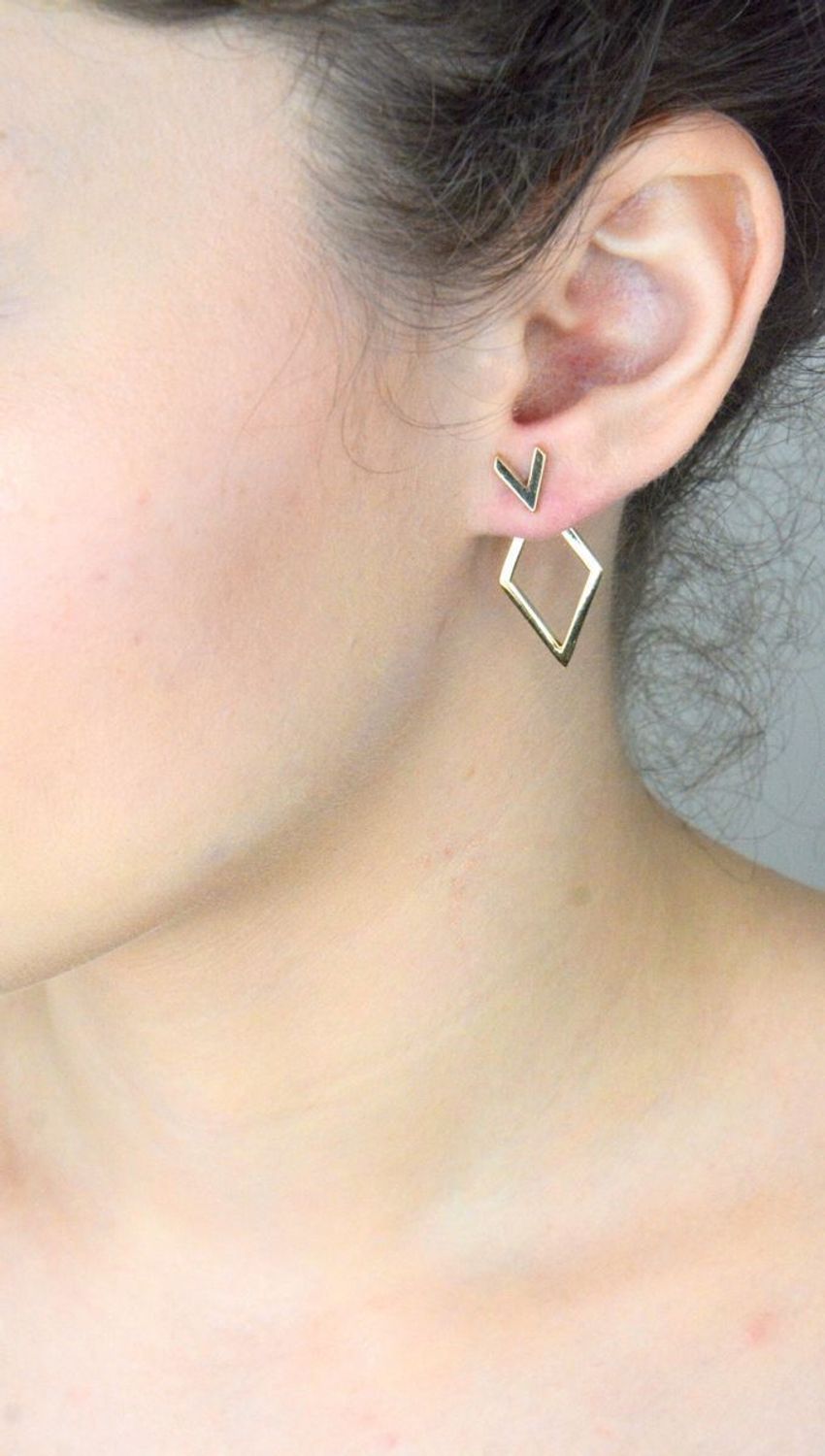 Kolczyki damskie romby geometryczne pr 585, DIA-KLC-12899-585  Złote kolczyki zostały wykonane z wysokiej jakości złota próby 585. 1.jpg