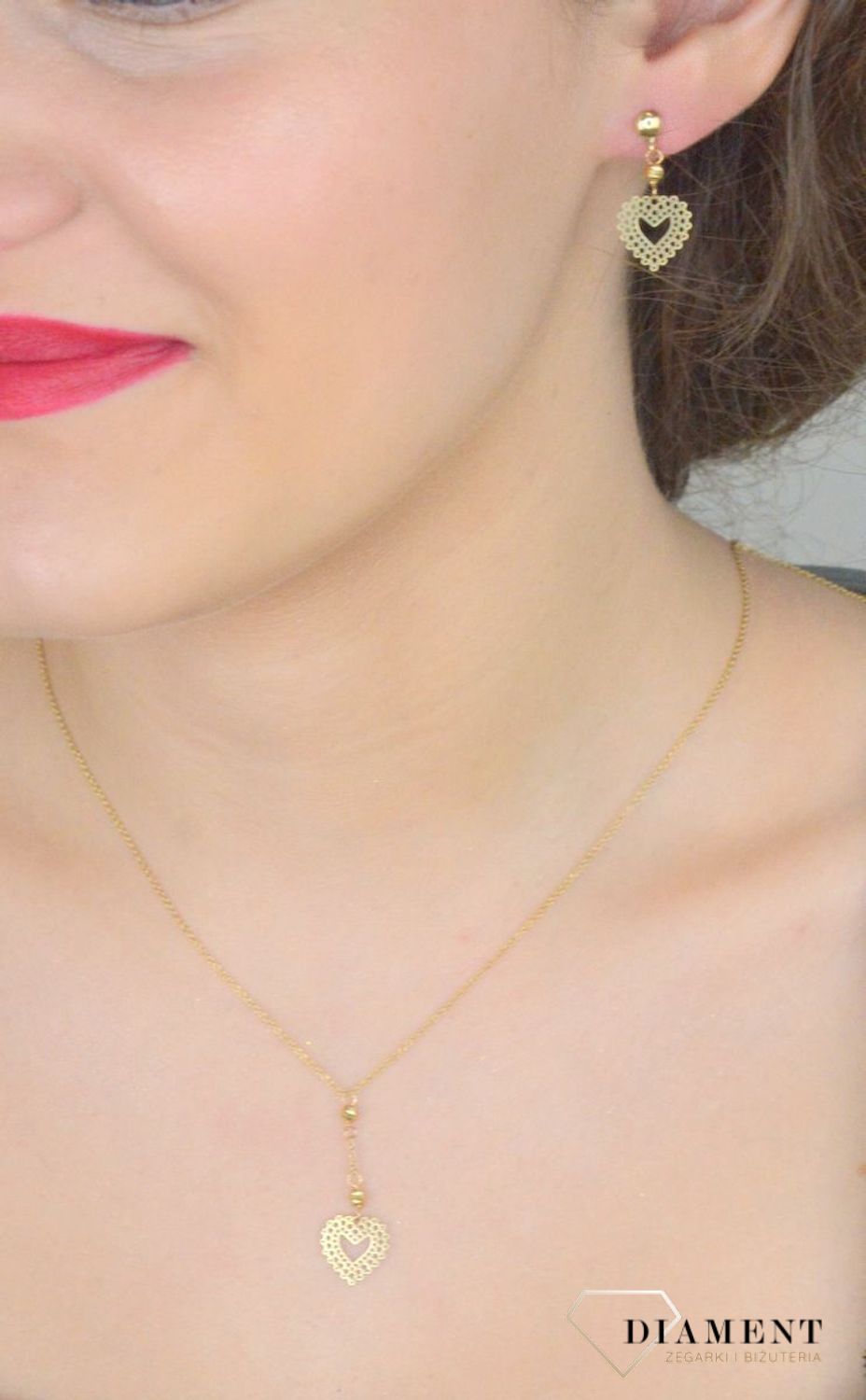 Złote kolczyki wiszące ażurowe serca próba 585, DIA-KLC-12961-585. Wykonane z wysokiej jakości złota próby 585, łączą lekkość i delikatność z klasycznym stylem (2).jpg