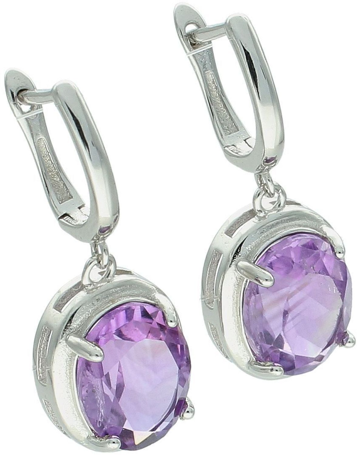 Kolczyki damskie srebrne z naturalnym ametystem. Długość 2,2 cm, szerokość 1,1 cm, waga 5,07 g. Zapięcie angielskie. Stylowa i ponadczasowa biżuteria z fioletowym kamieniem.1.jpg