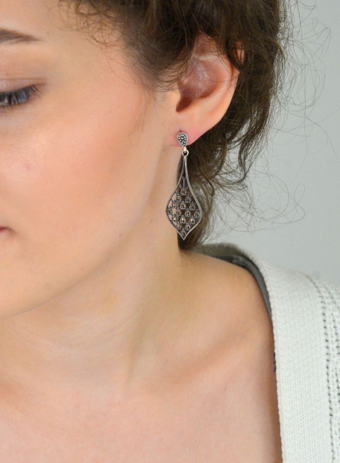 Srebrne kolczyki damskie łezki z markazytami  Długie  Próba 925  DIA-KLC-13148-925.jpg